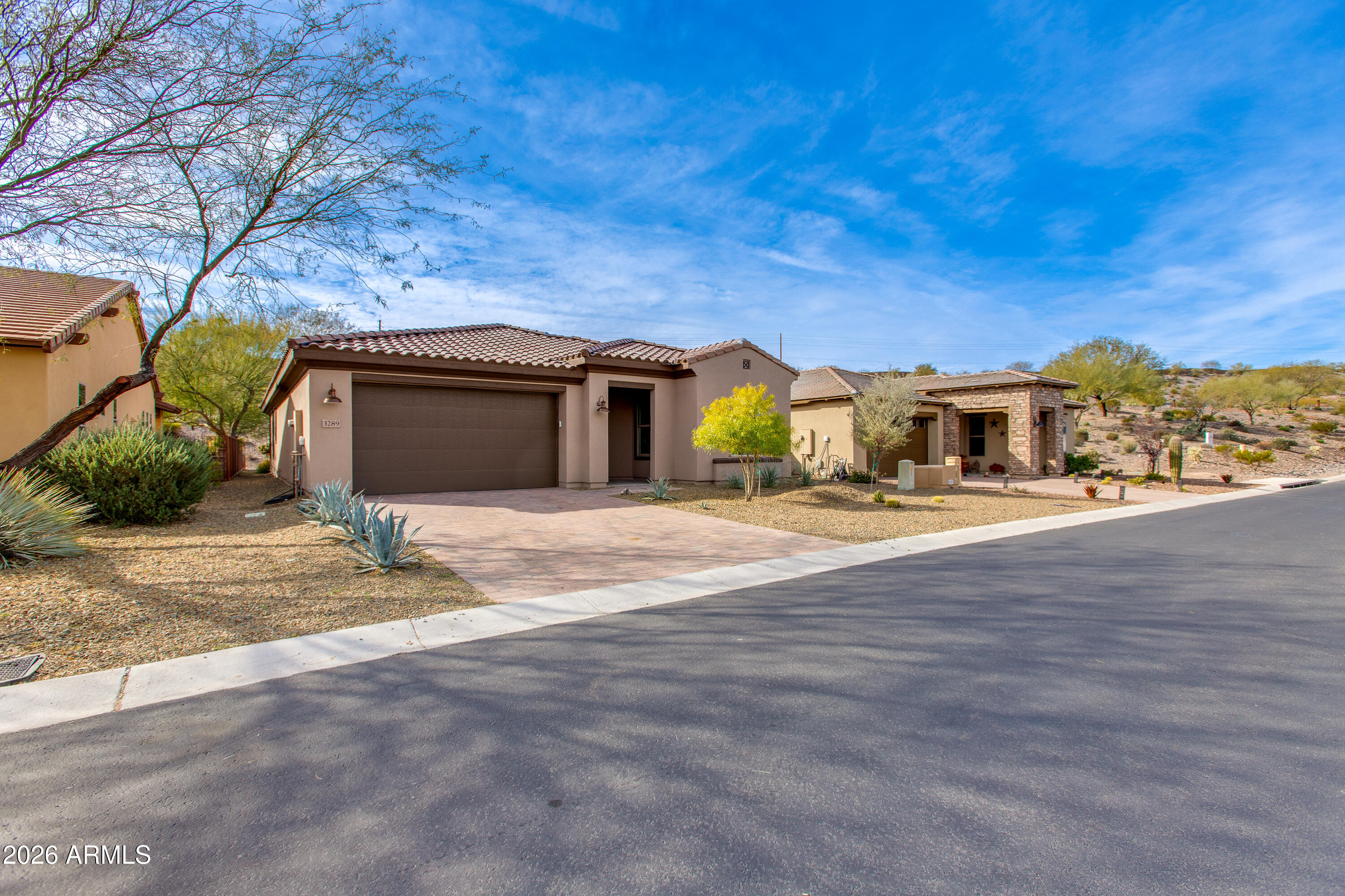 3289 MAVERICK Road