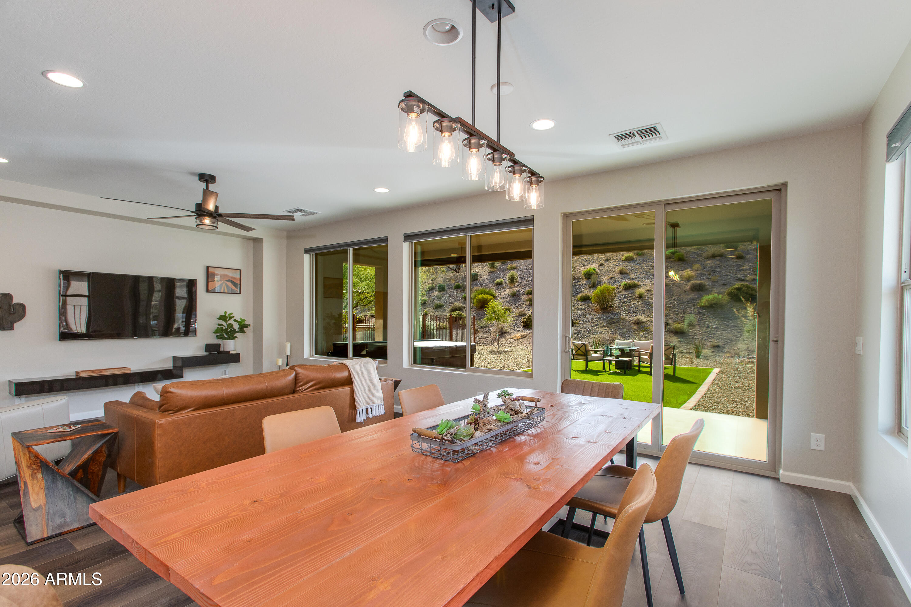 3289 MAVERICK Road