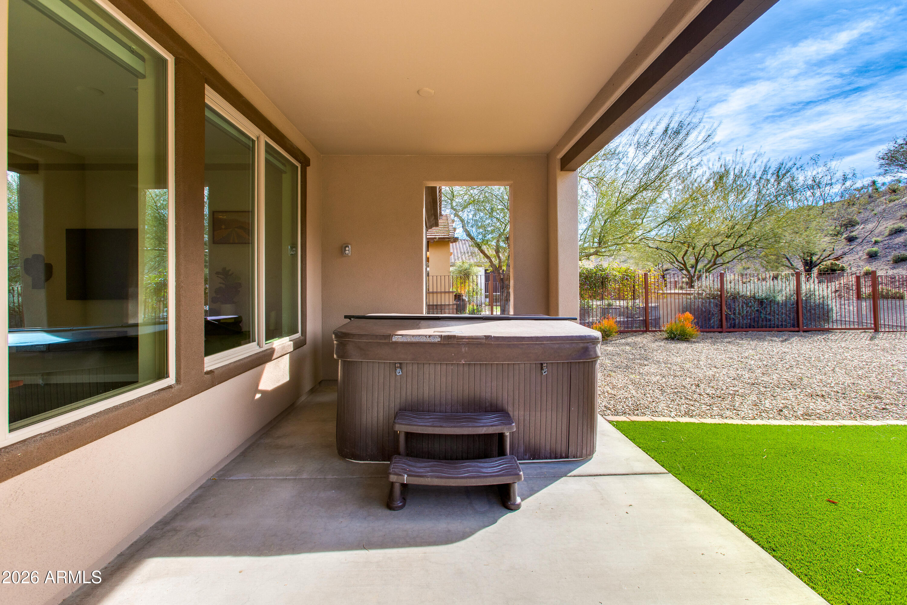 3289 MAVERICK Road