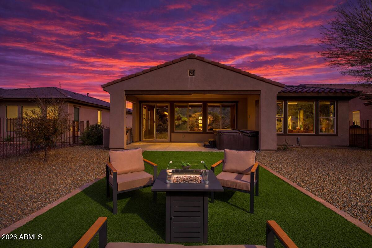 3289 MAVERICK Road