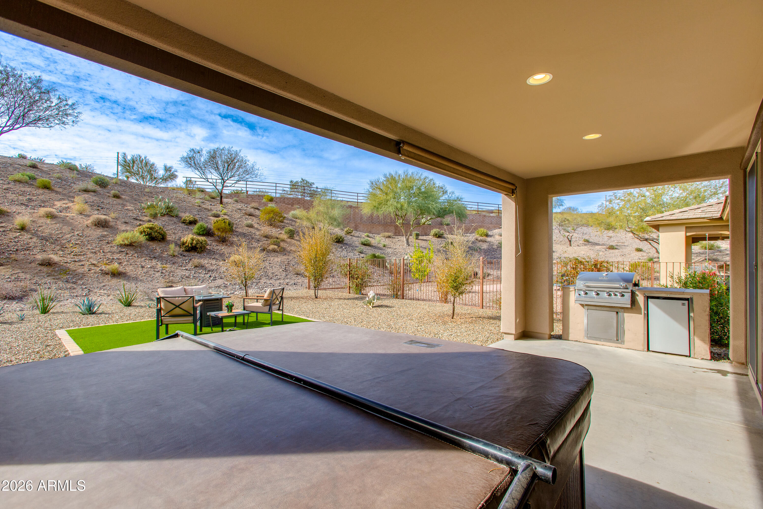 3289 MAVERICK Road