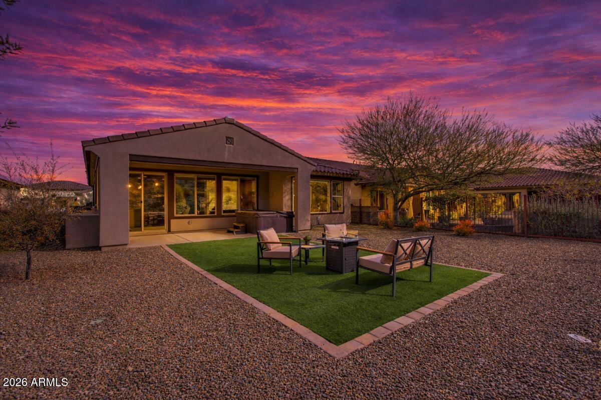 3289 MAVERICK Road