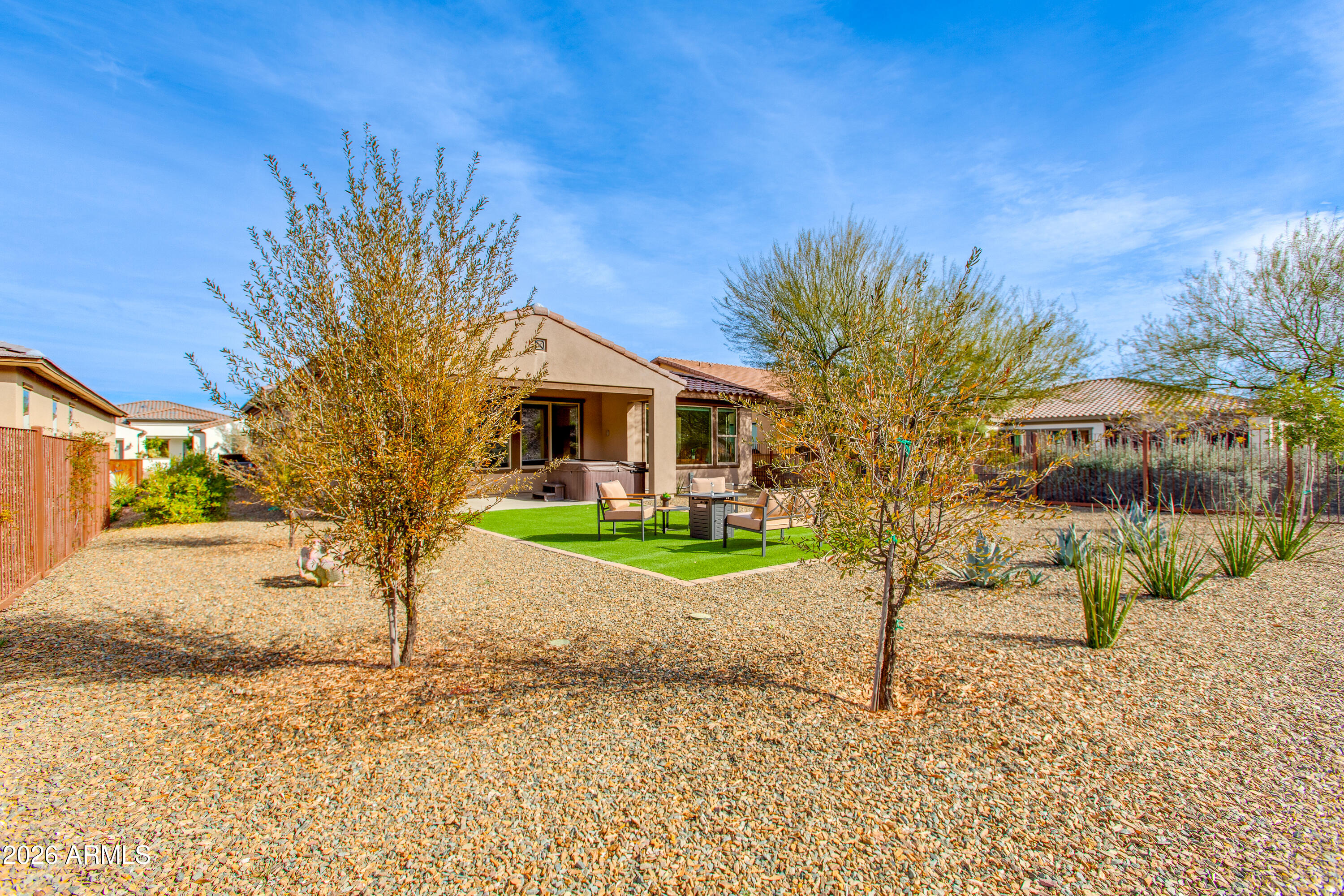 3289 MAVERICK Road