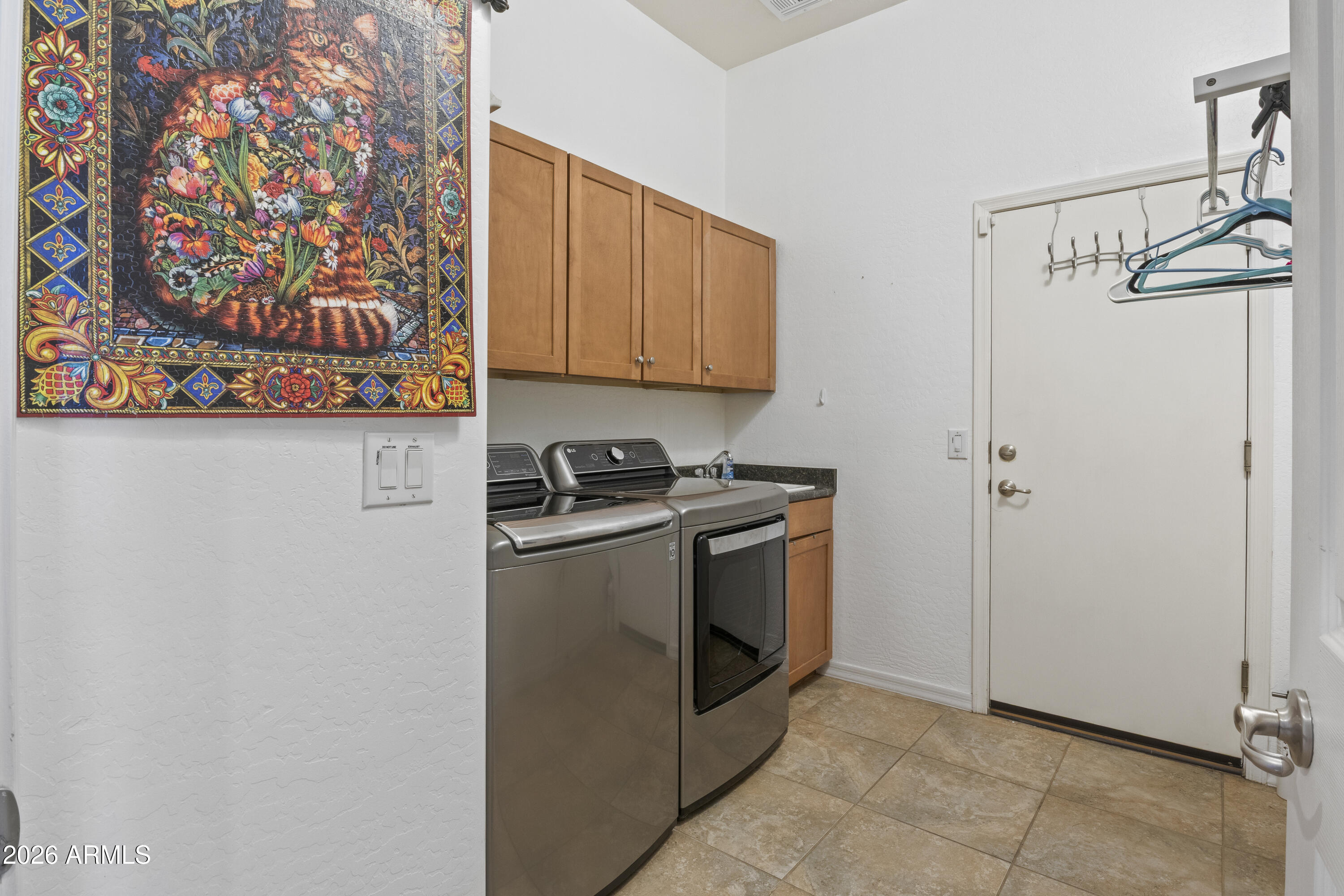 5623 W MALDONADO Road