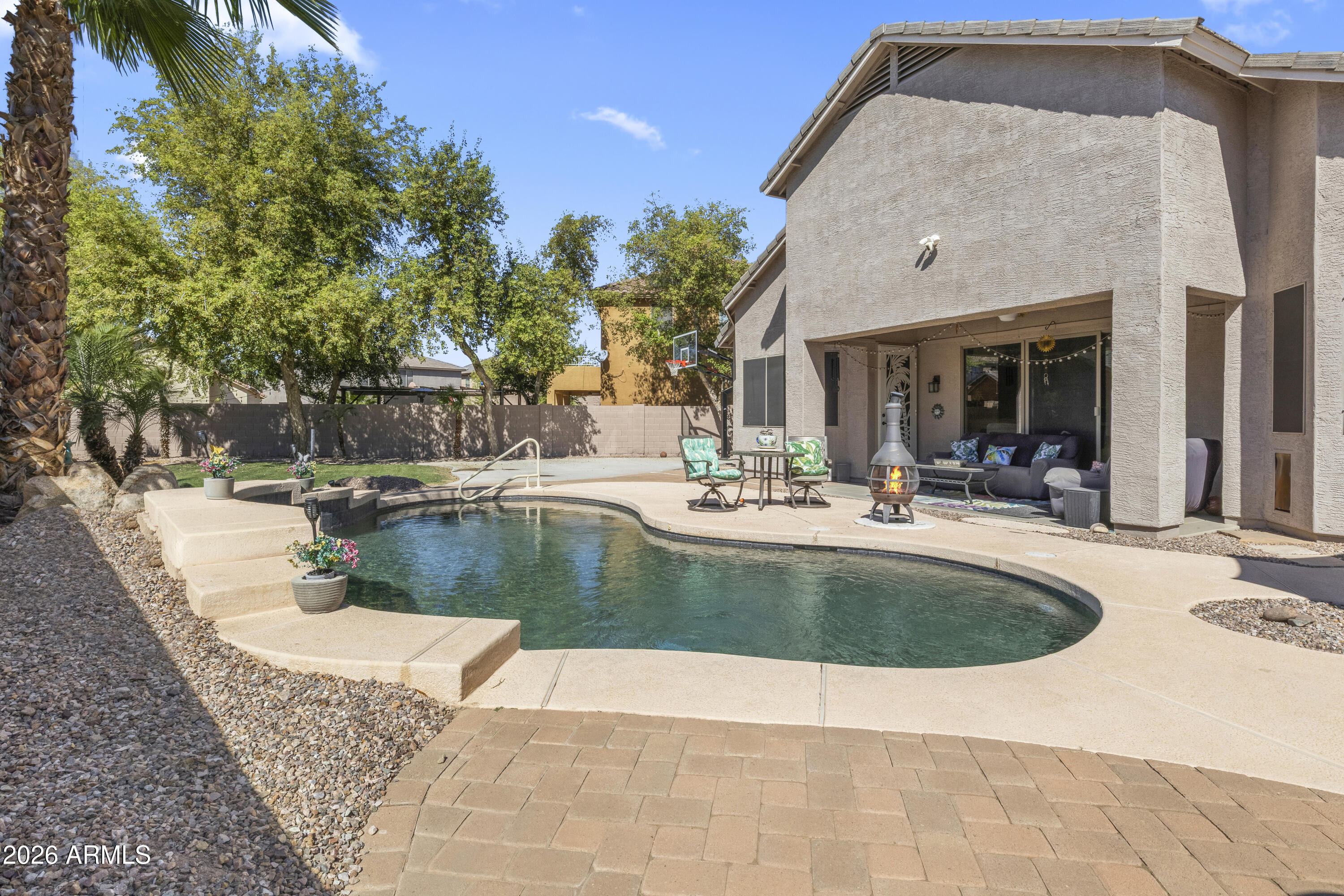 5623 W MALDONADO Road