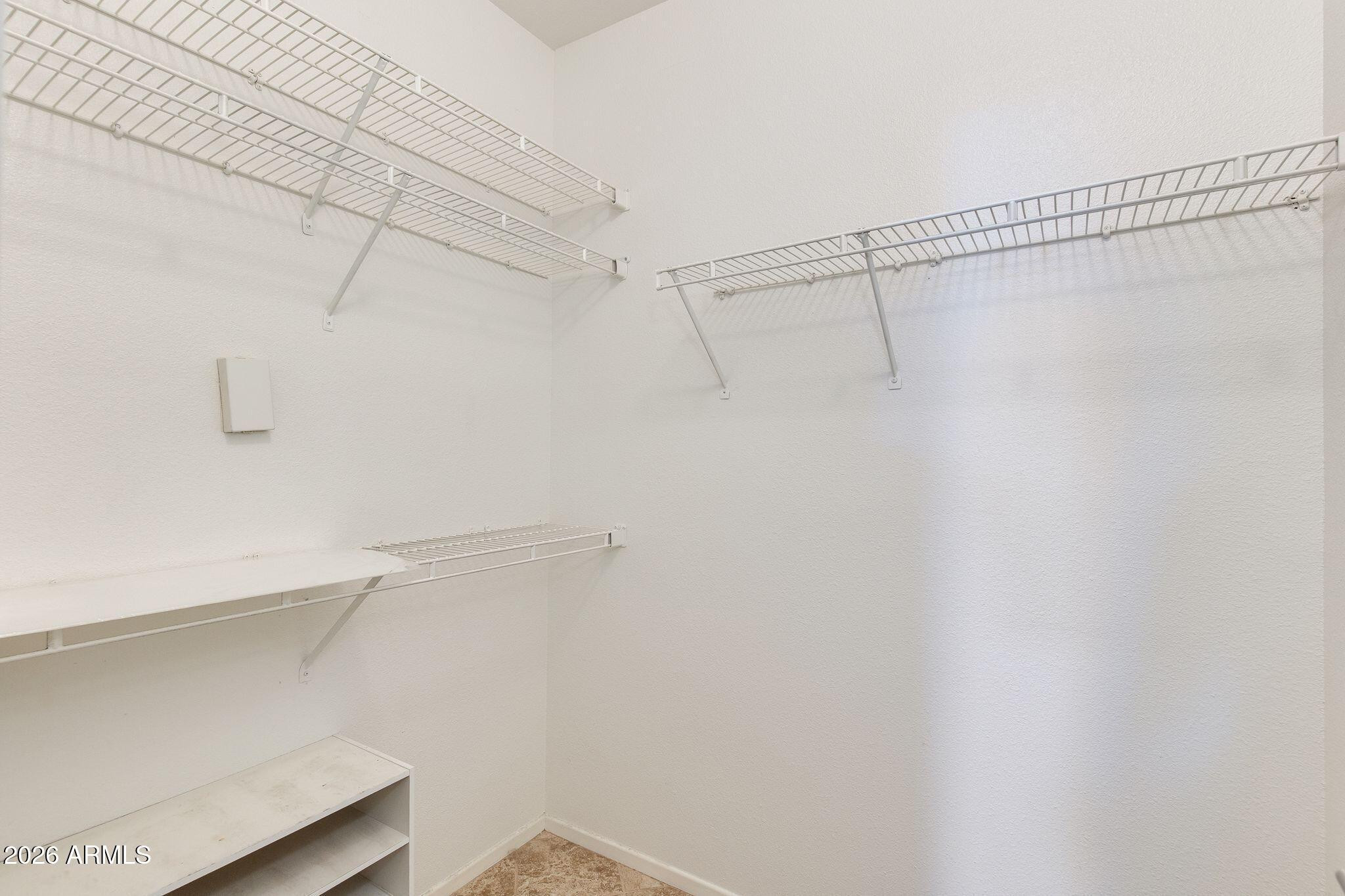 7009 E ACOMA Drive 2101