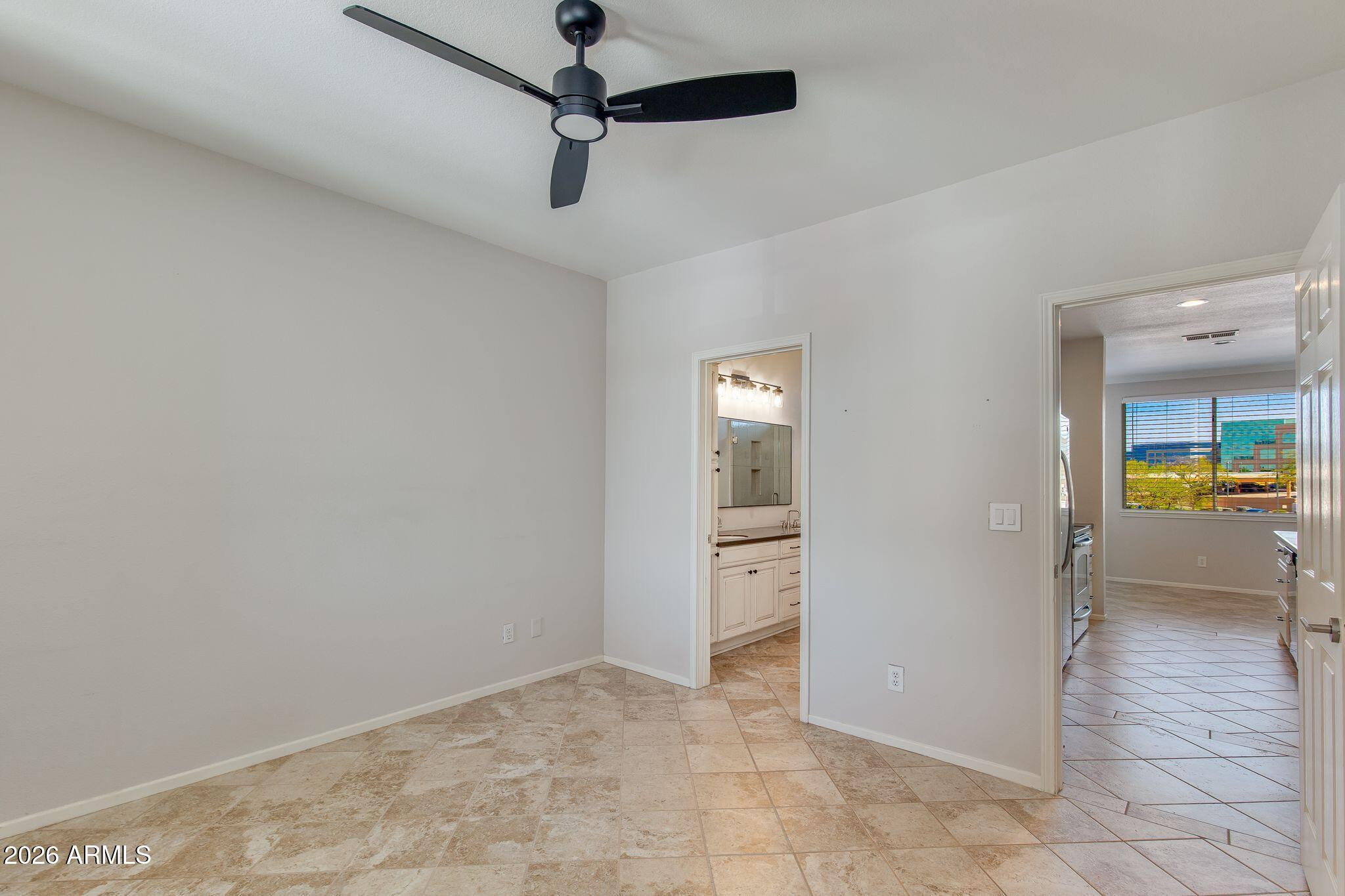 7009 E ACOMA Drive 2101