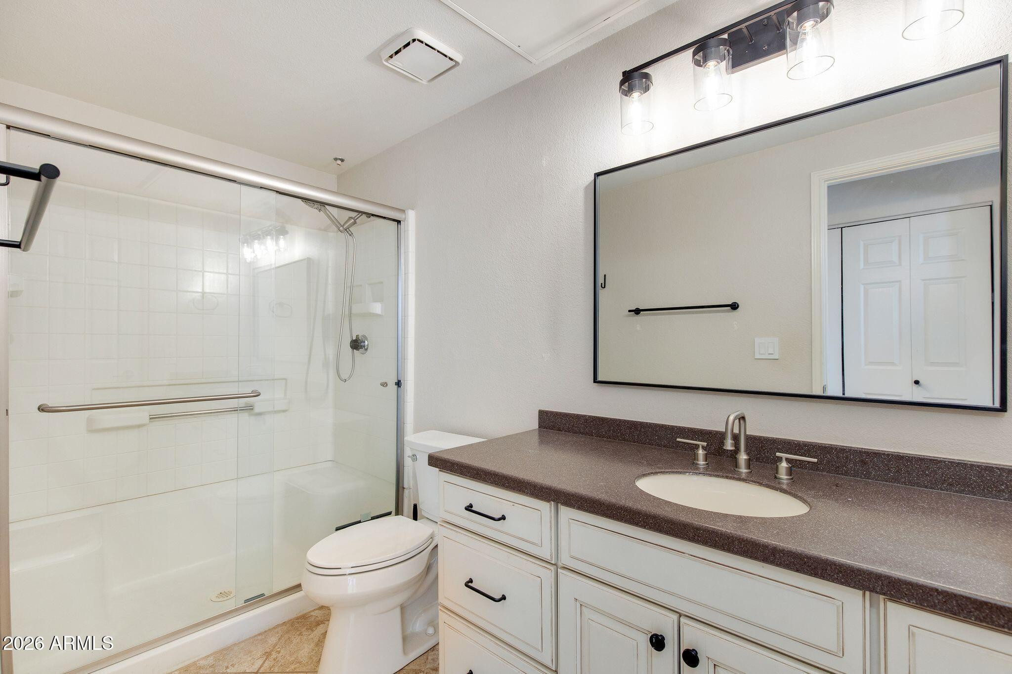 7009 E ACOMA Drive 2101