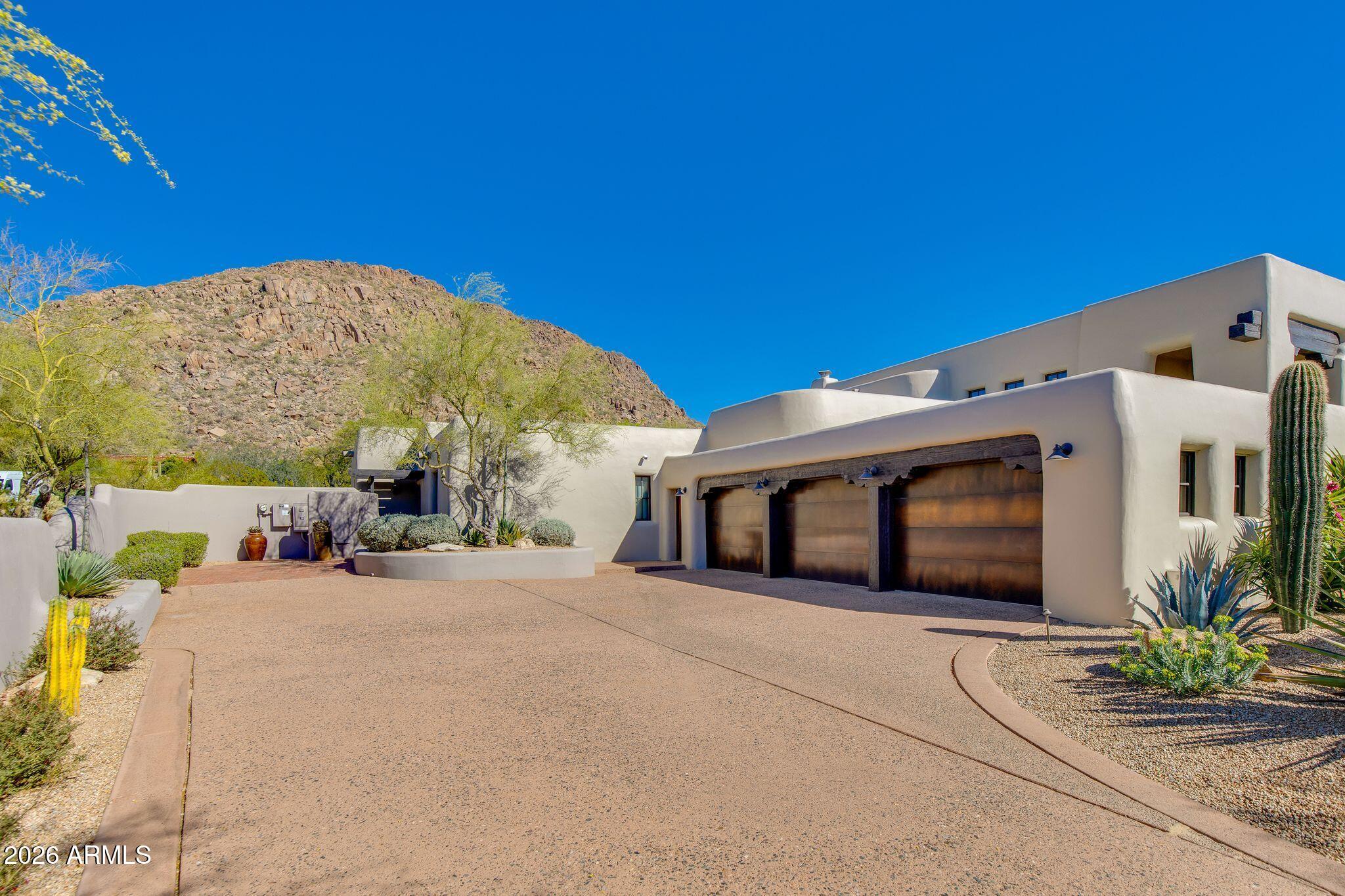 10040 E HAPPY VALLEY Road 477