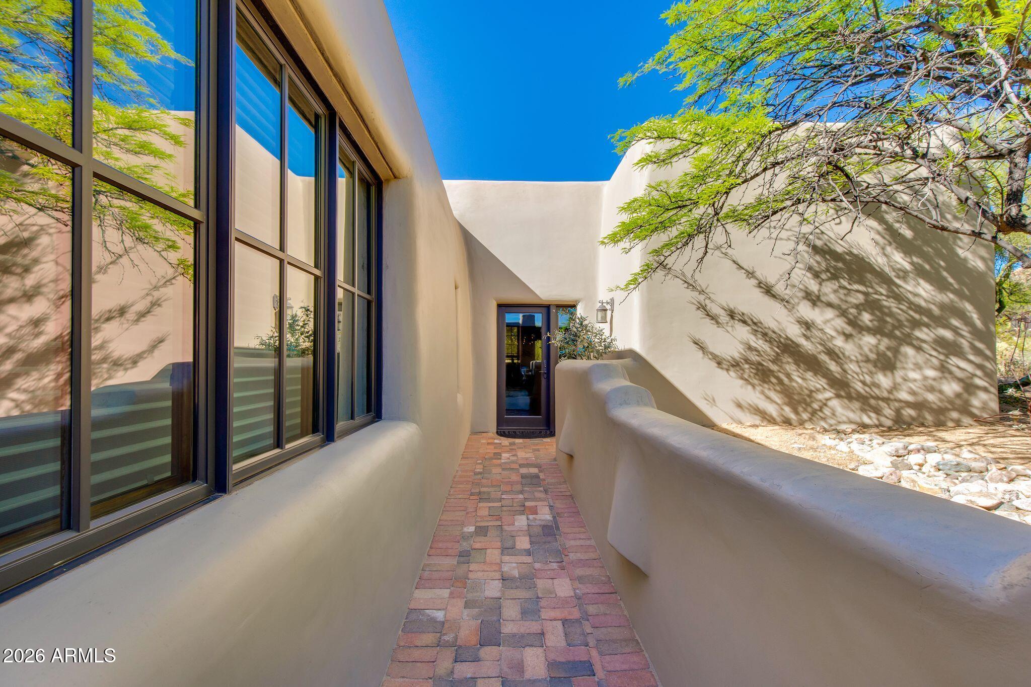 10040 E HAPPY VALLEY Road 477