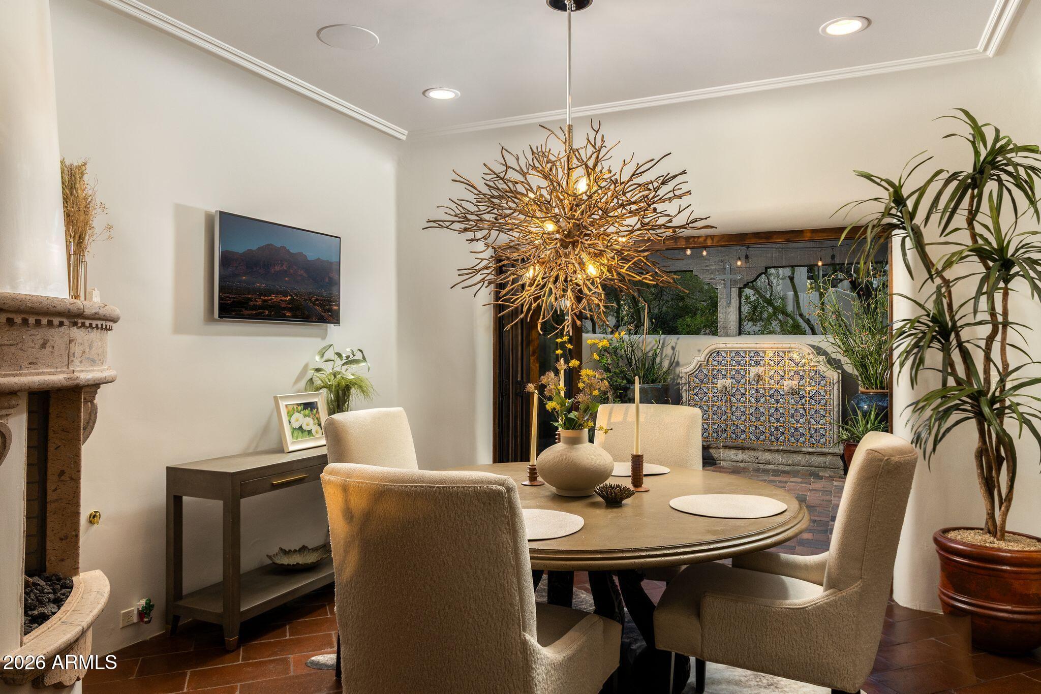 10040 E HAPPY VALLEY Road 477