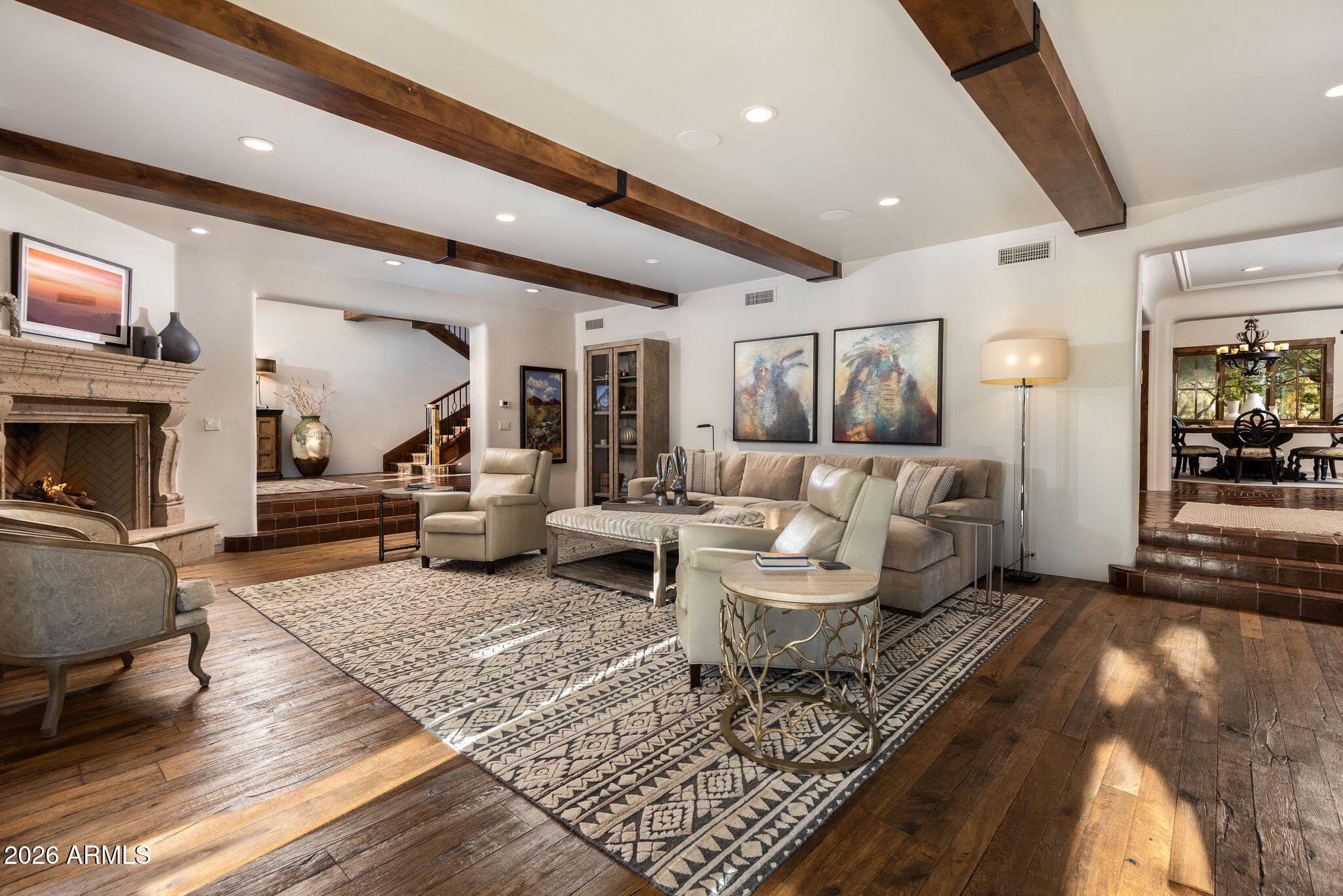 10040 E HAPPY VALLEY Road 477