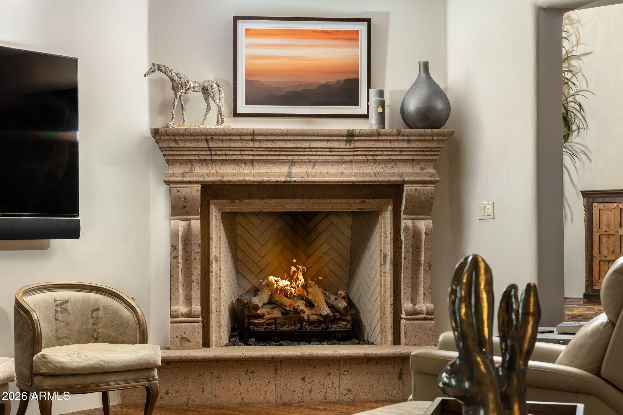 10040 E HAPPY VALLEY Road 477