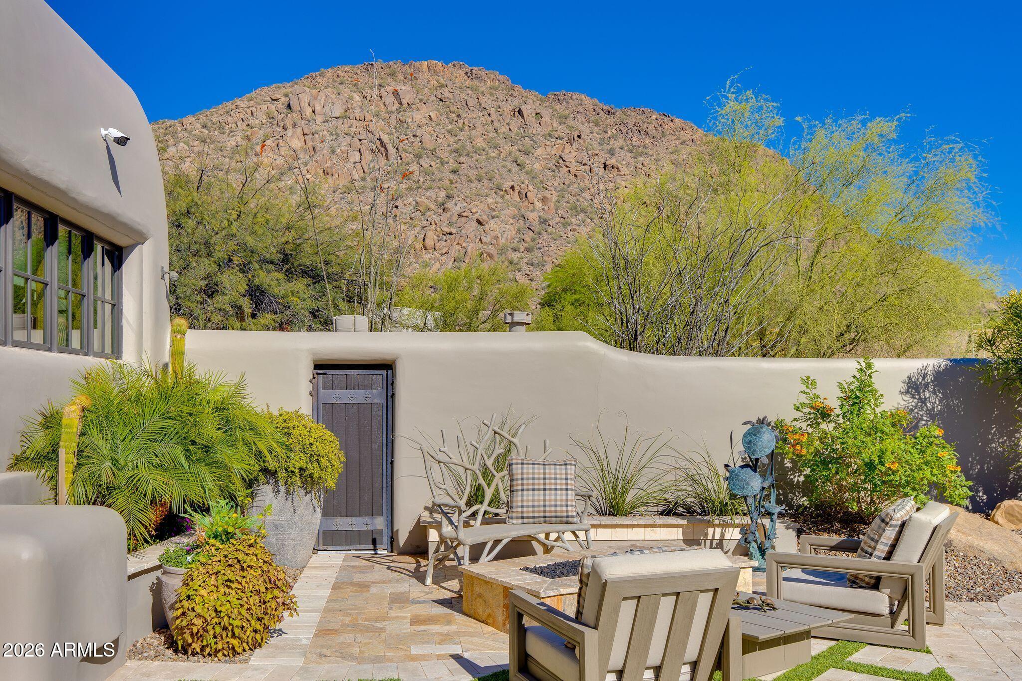 10040 E HAPPY VALLEY Road 477