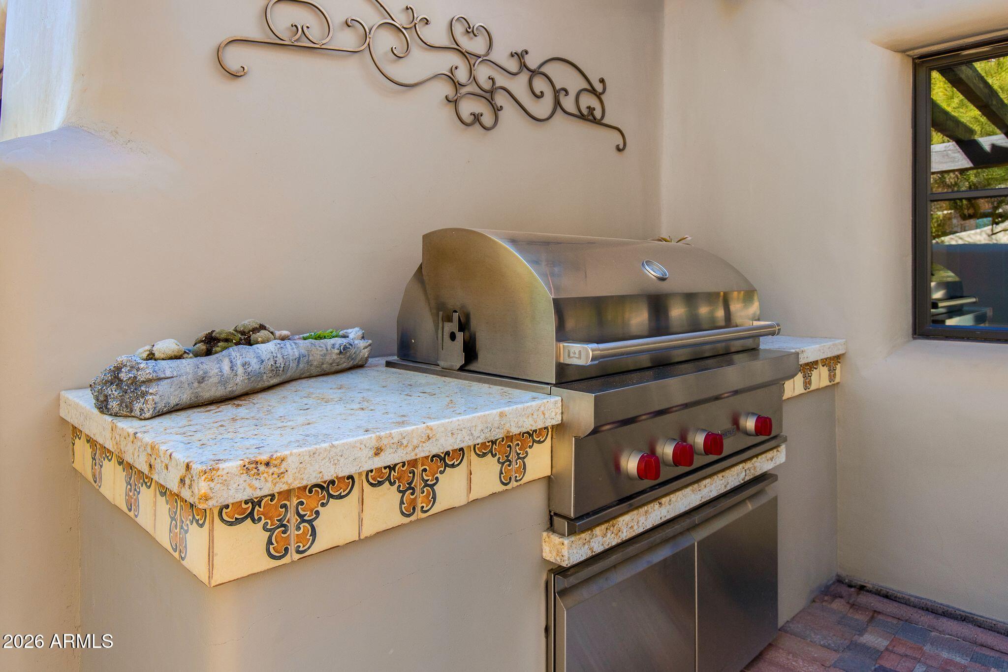 10040 E HAPPY VALLEY Road 477