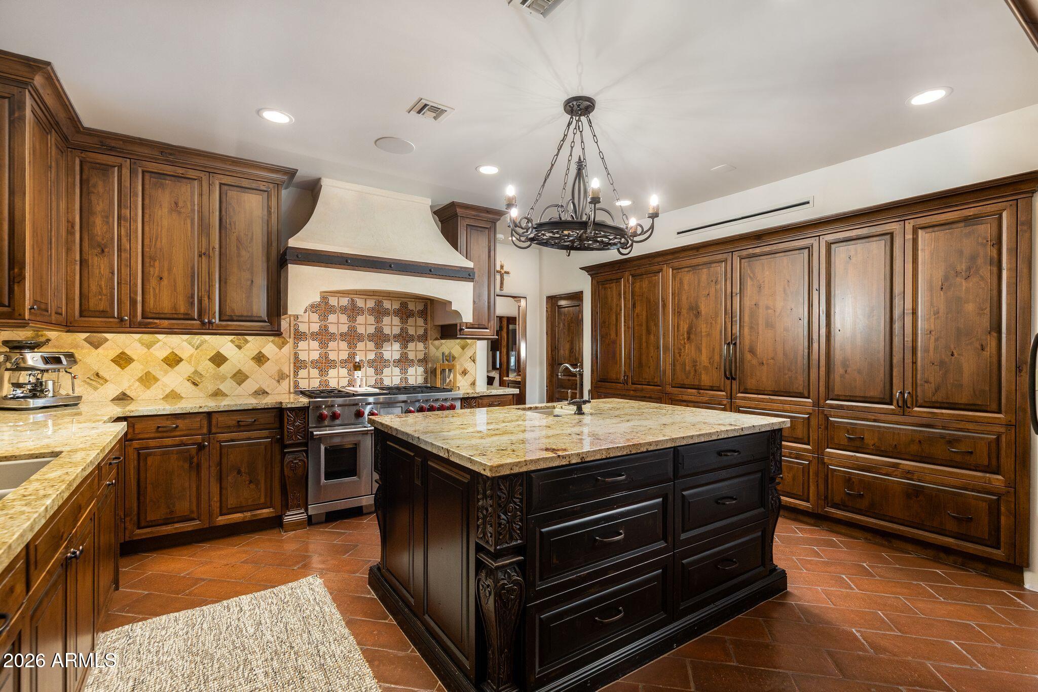 10040 E HAPPY VALLEY Road 477