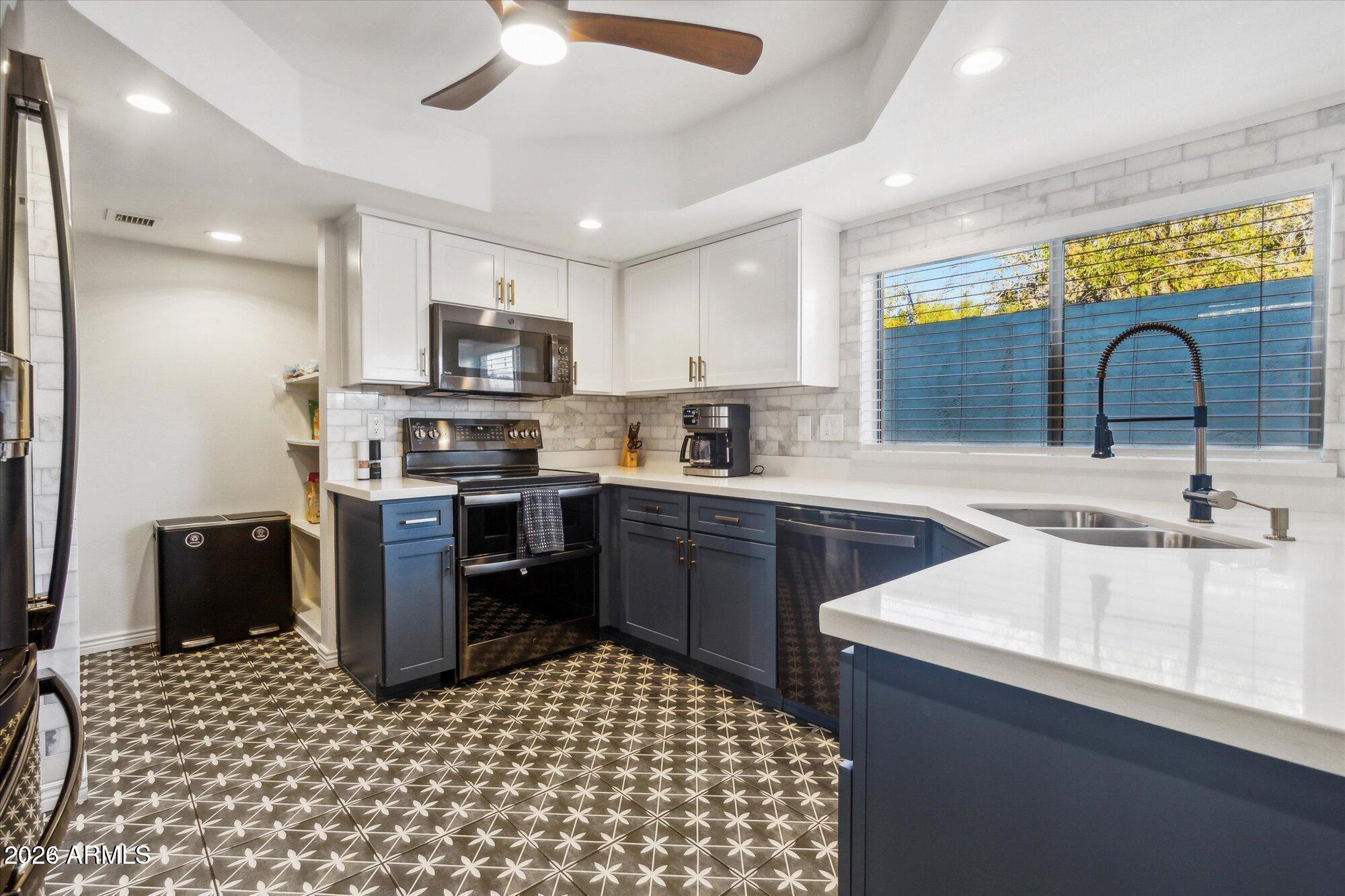 6547 N VILLA MANANA Drive