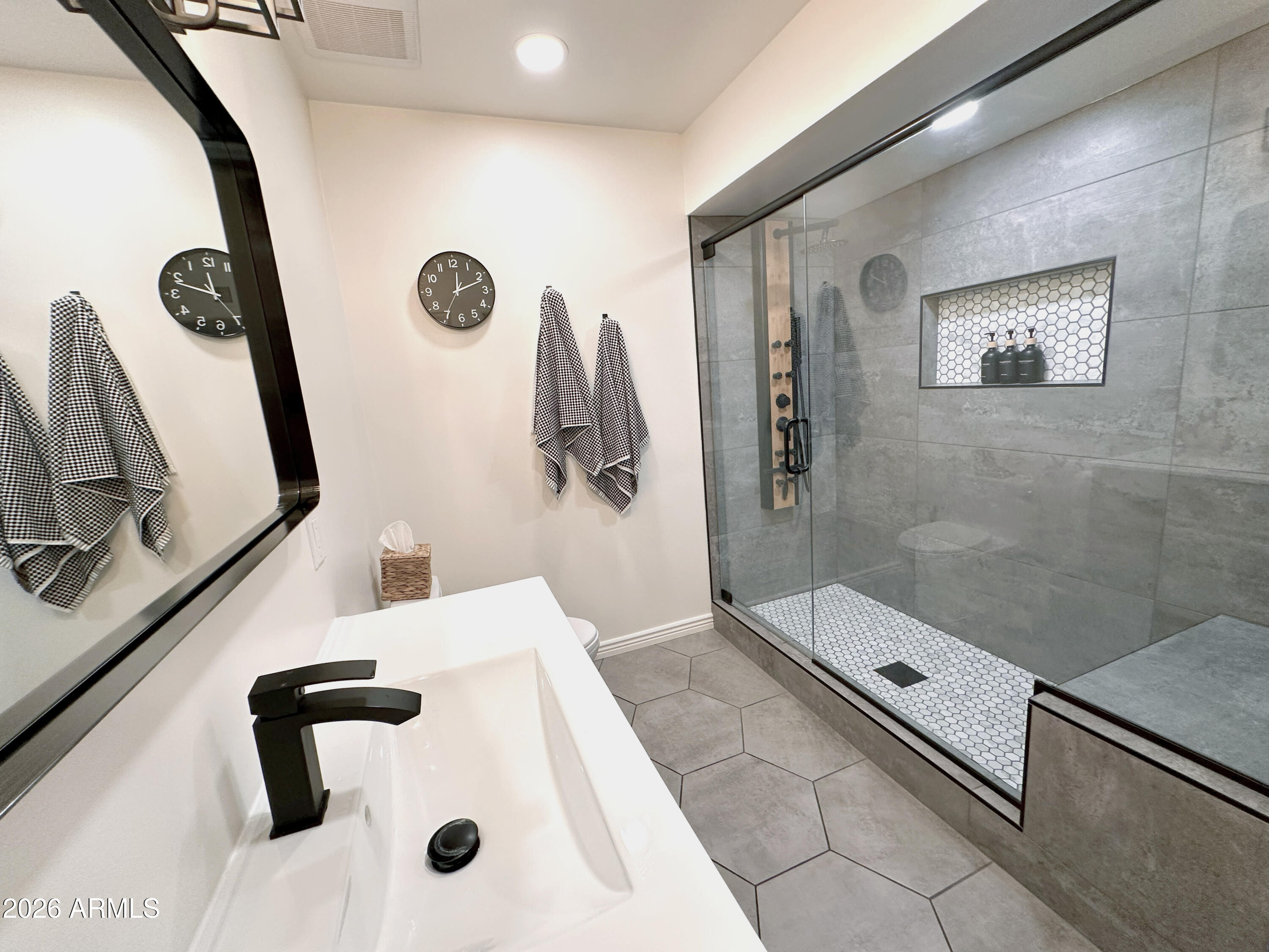 6547 N VILLA MANANA Drive