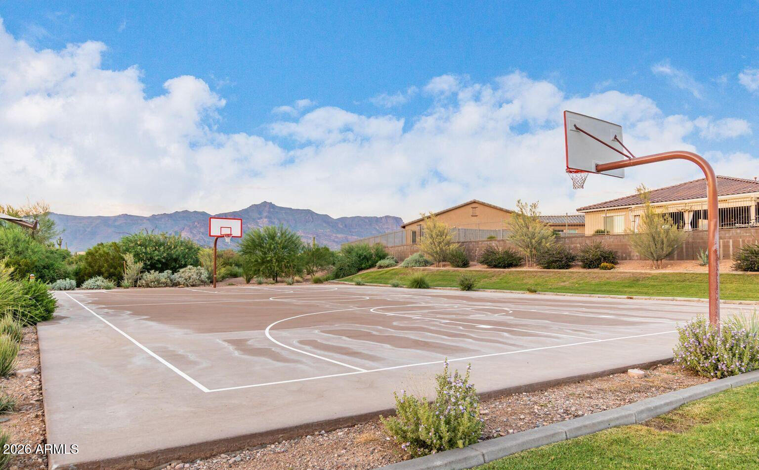 12438 E Parsons Peak