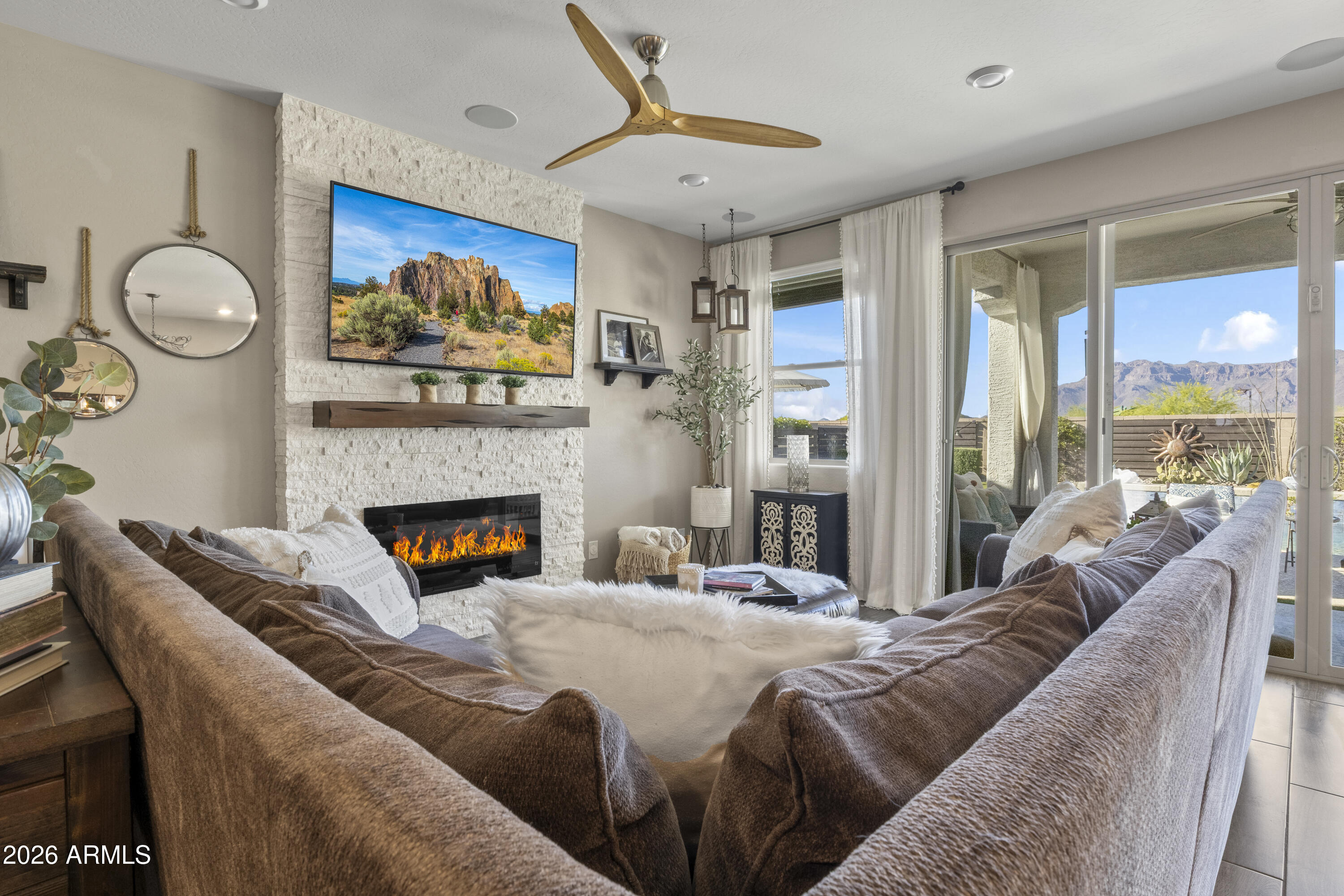 12438 E Parsons Peak