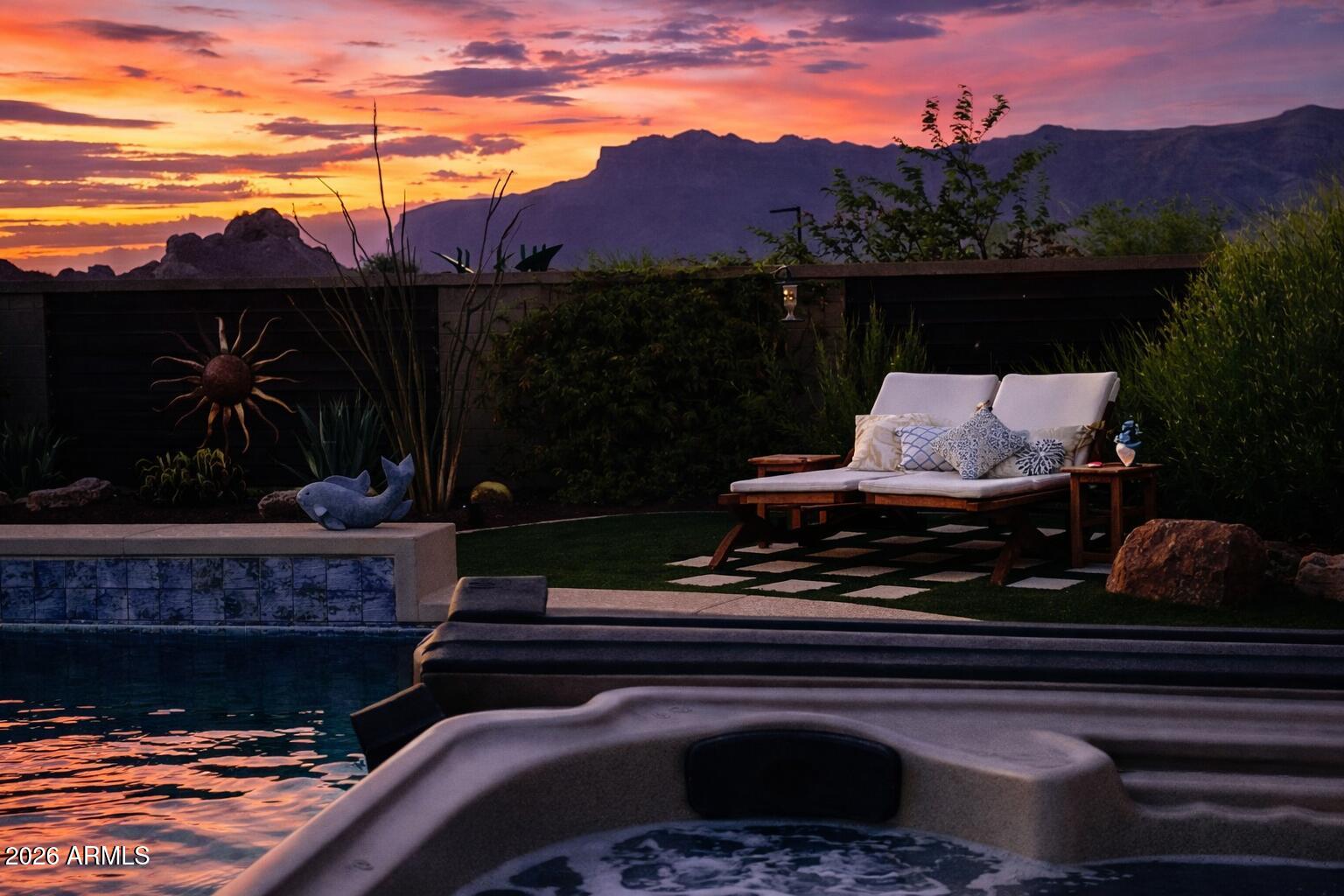 12438 E Parsons Peak