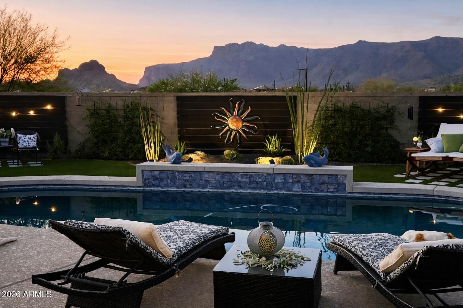 12438 E Parsons Peak