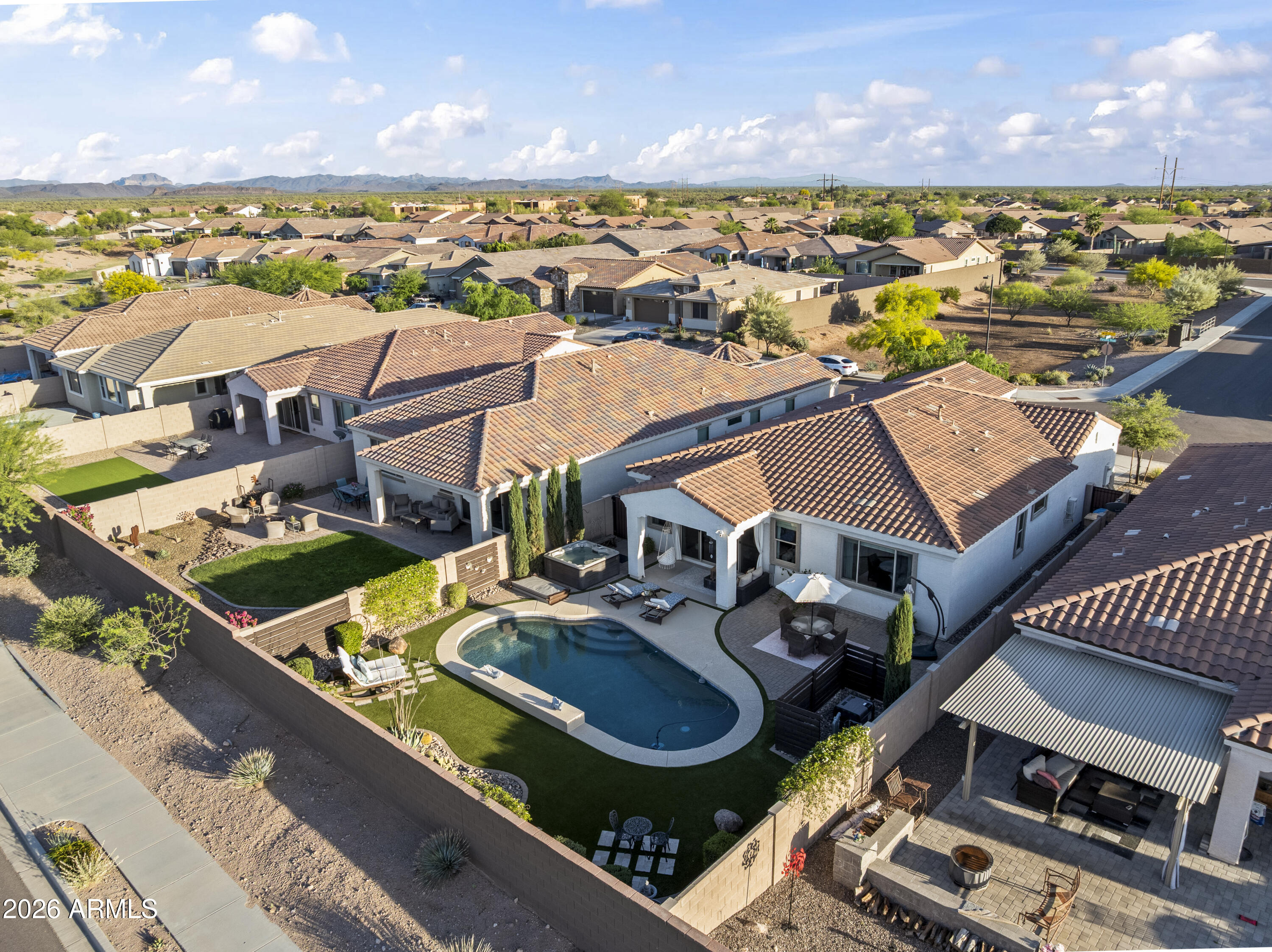 12438 E Parsons Peak