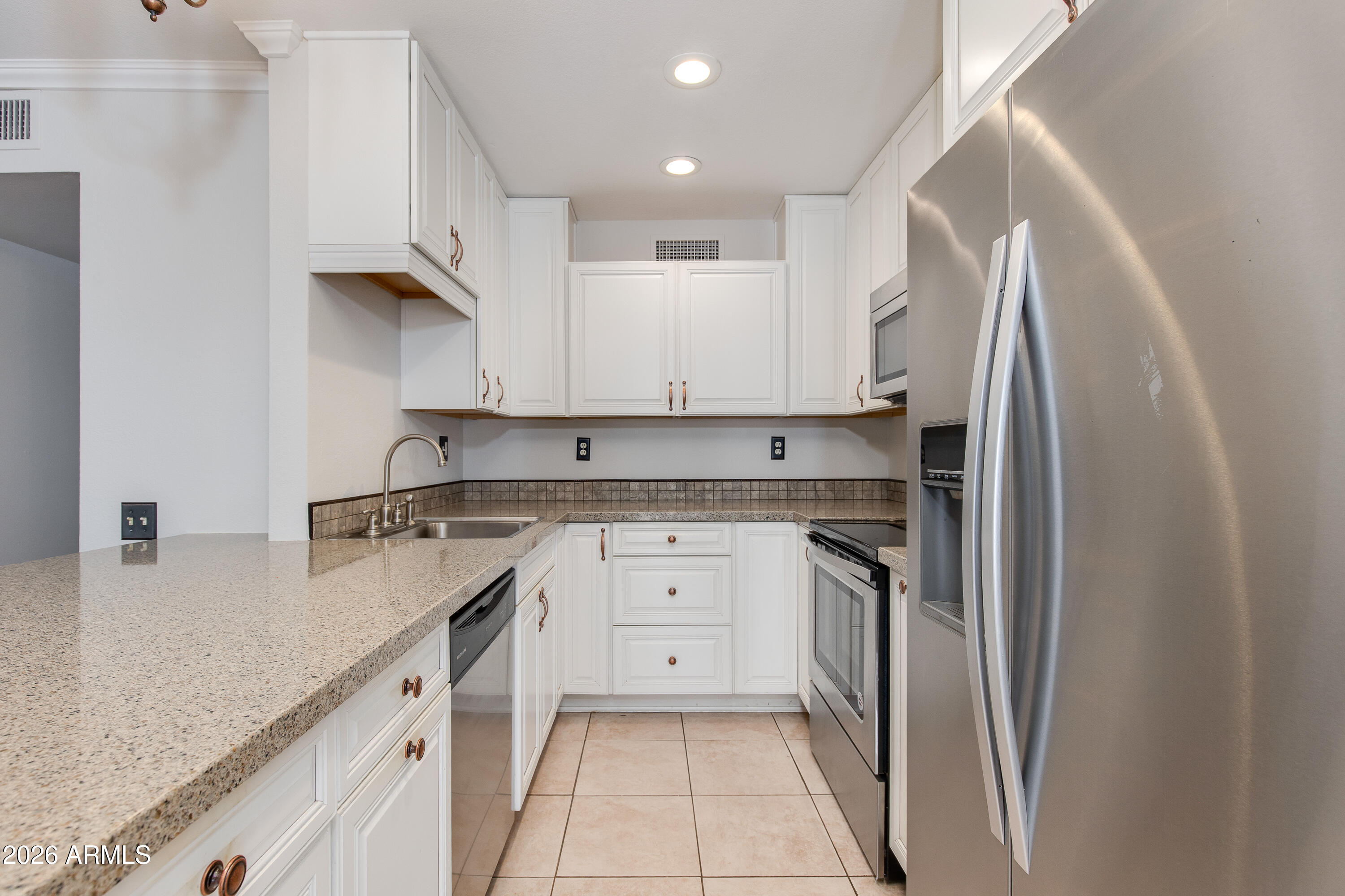 5617 S CLAMBAKE BAY Court B