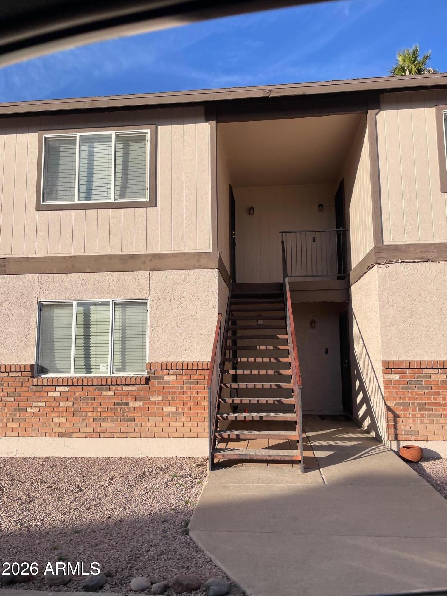2020 N HUNT Circle