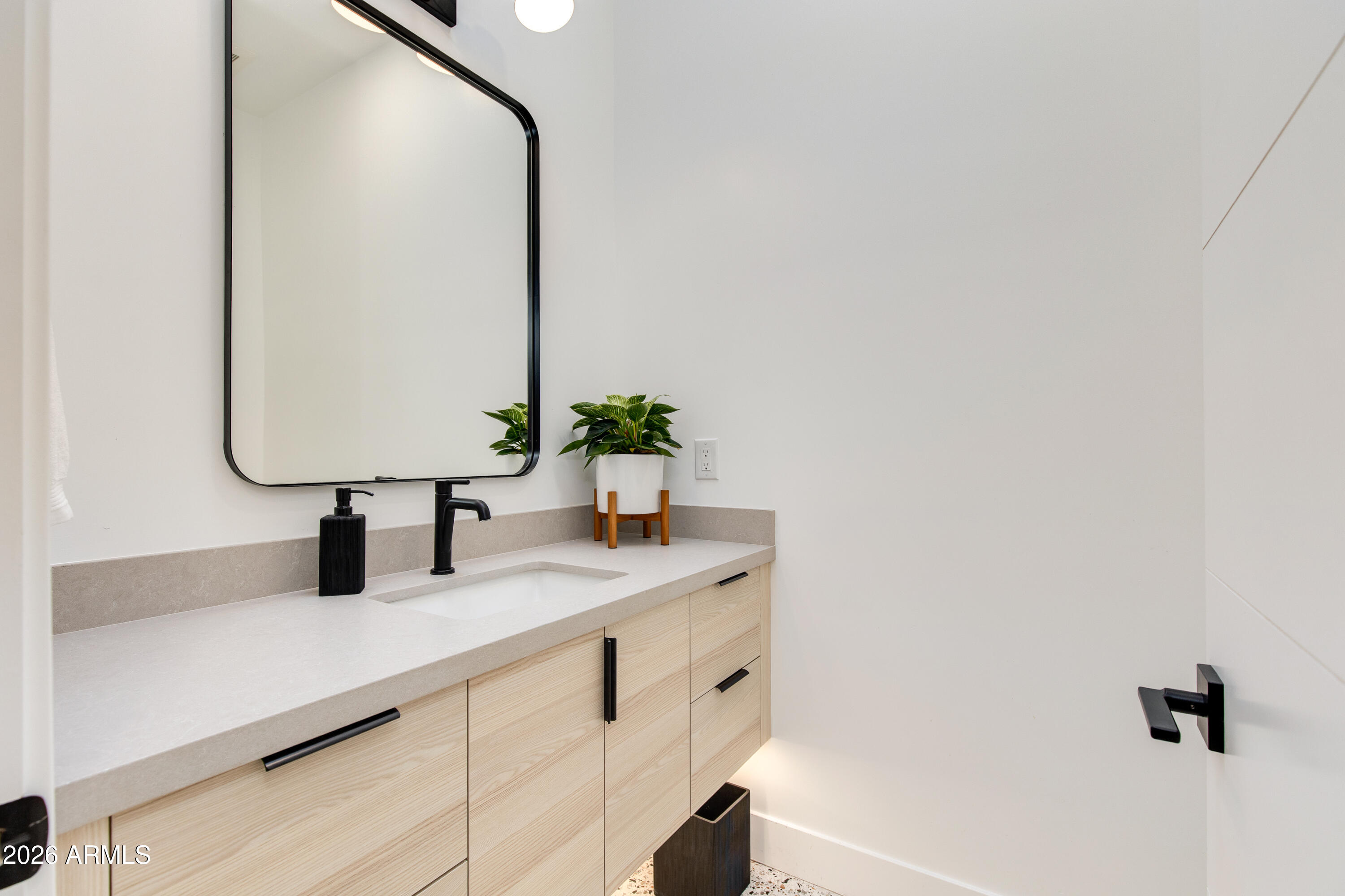 5922 E EMILE ZOLA Avenue