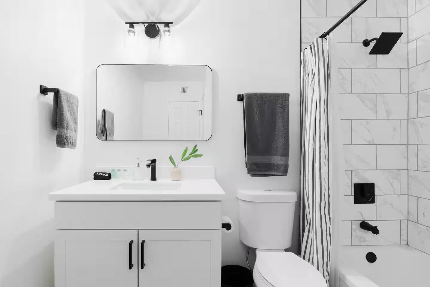 8447 E Vernon Avenue