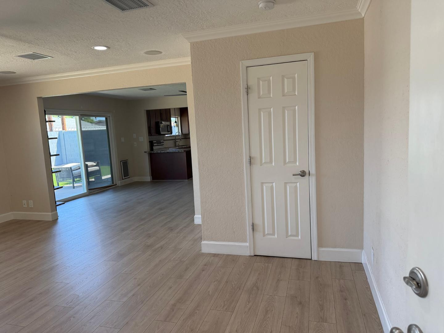 8518 E Mariposa Drive