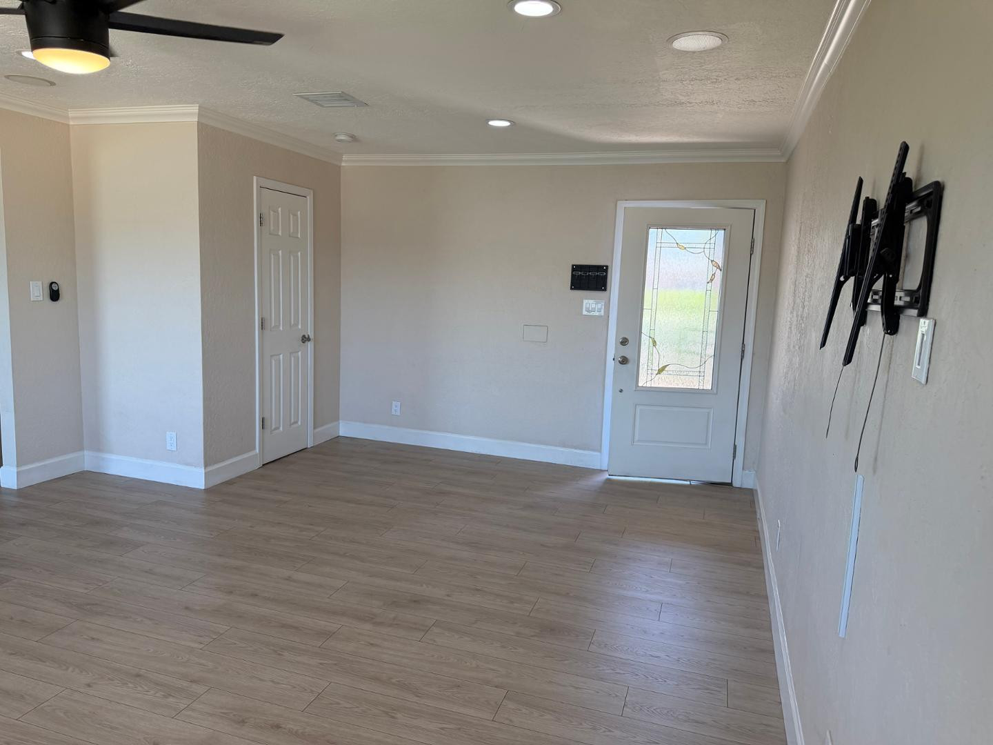 8518 E Mariposa Drive