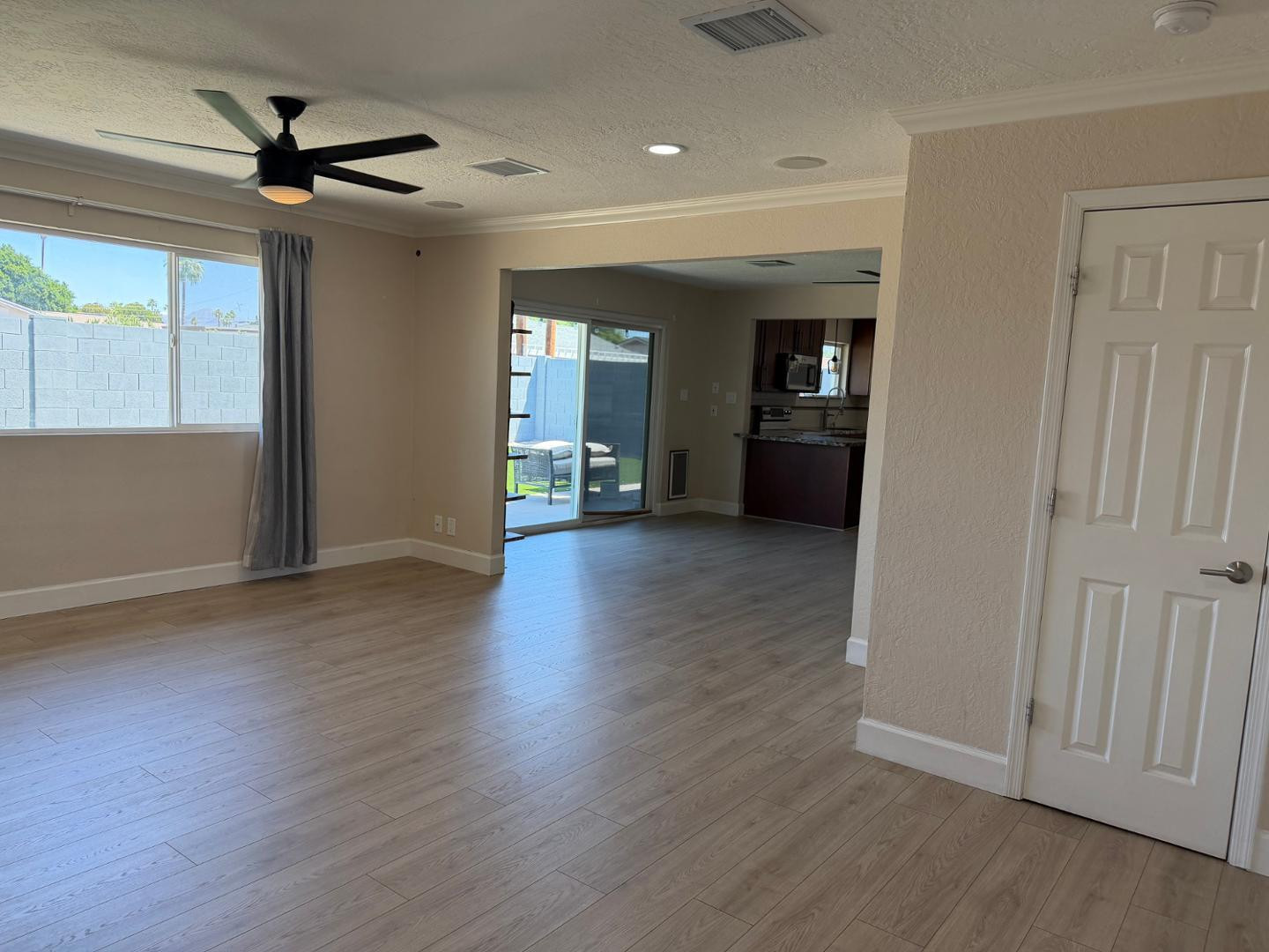 8518 E Mariposa Drive