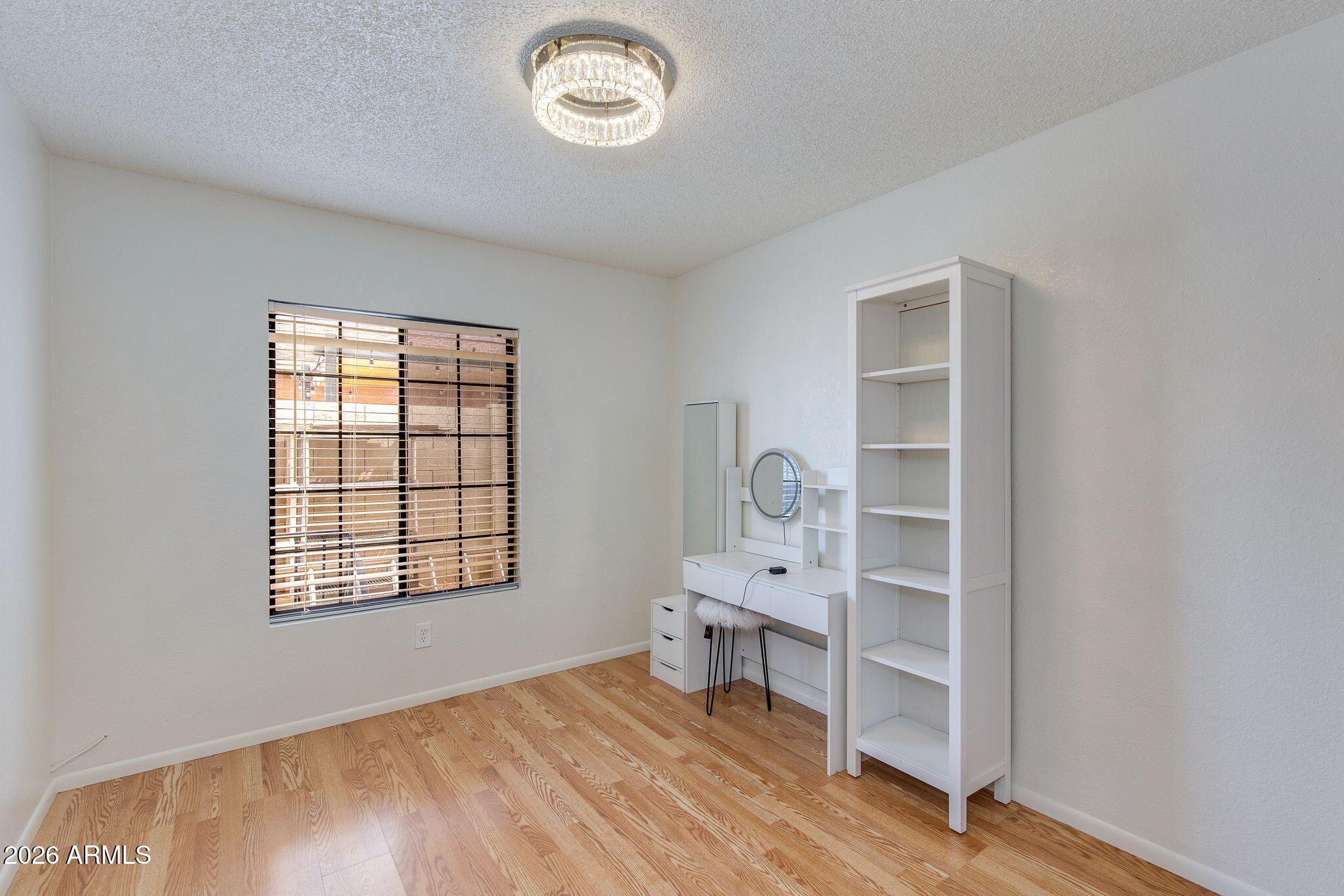 143 W MICHELLE Drive