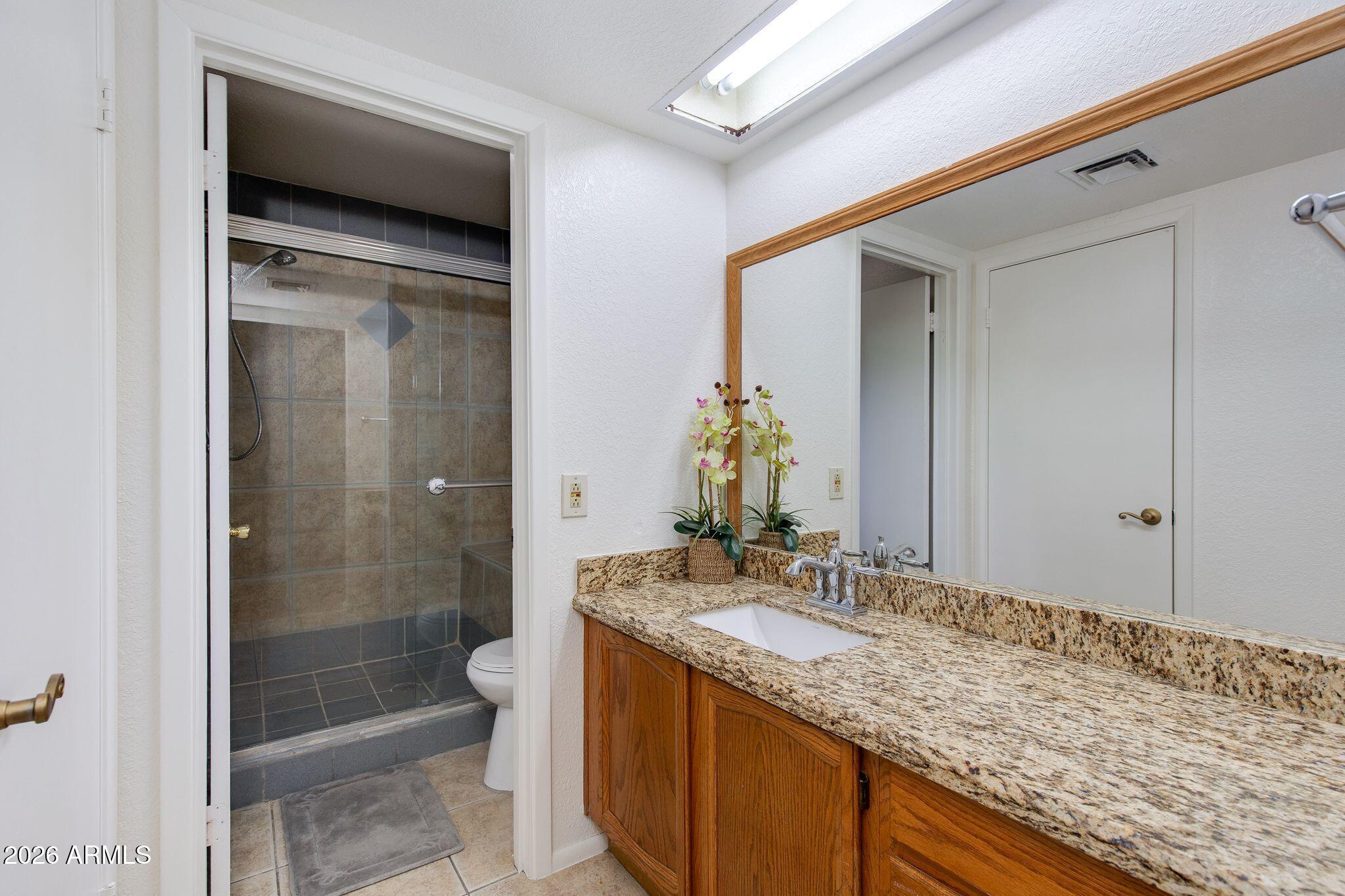 143 W MICHELLE Drive