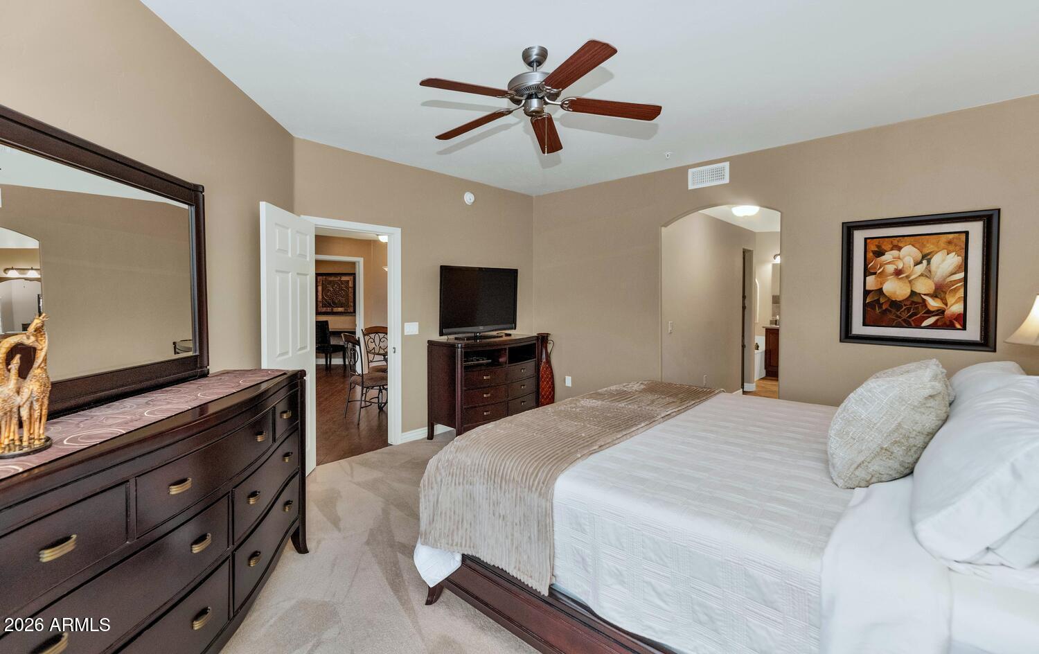 5450 E DEER VALLEY Drive 4218