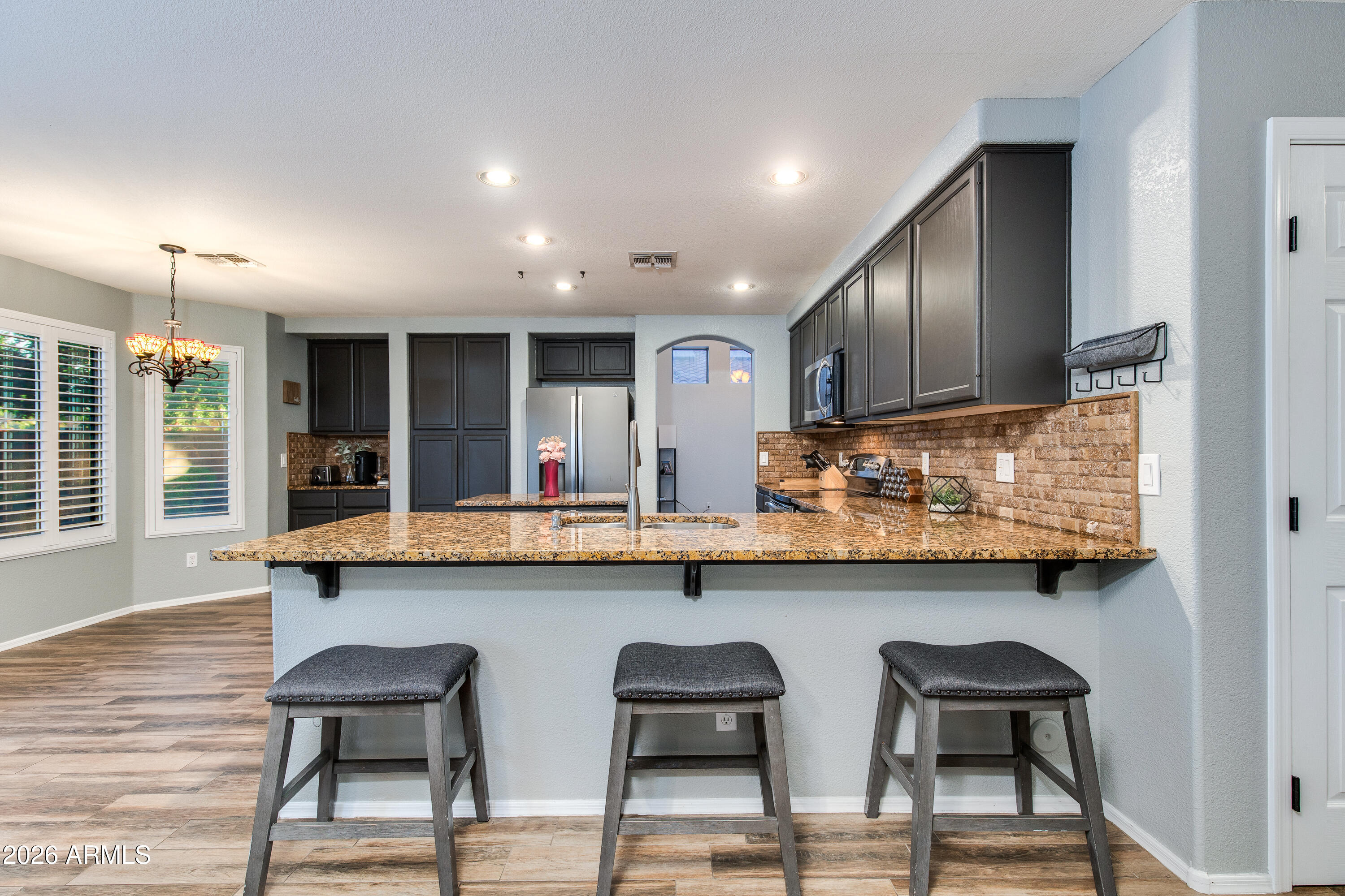 1163 W VAUGHN Avenue