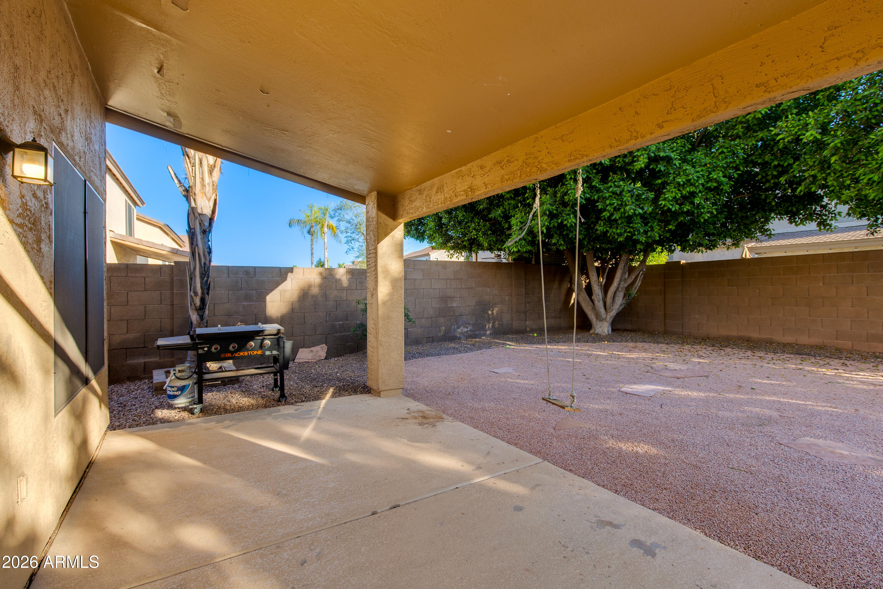 1163 W VAUGHN Avenue