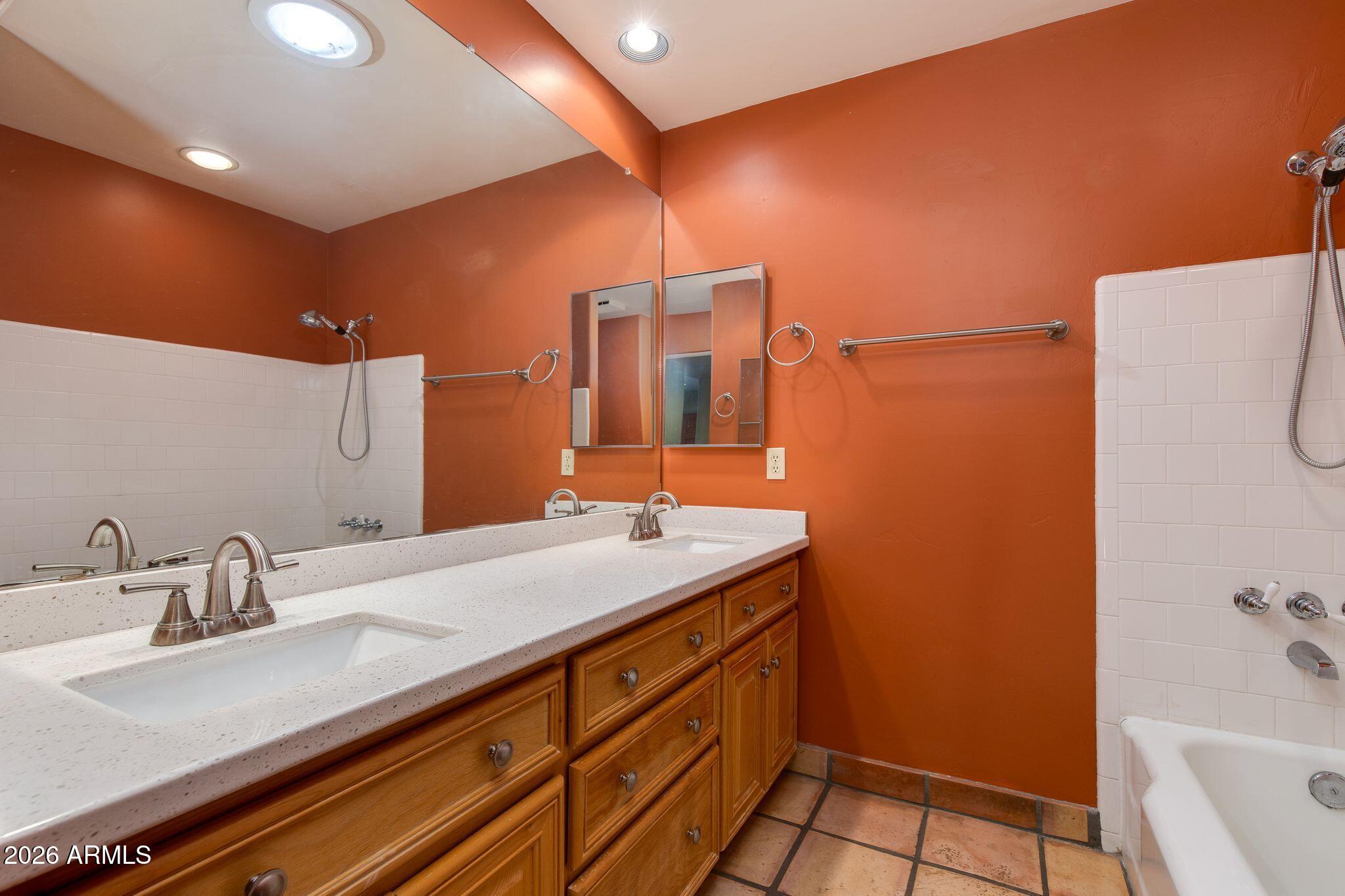 1569 W El Caminito Drive