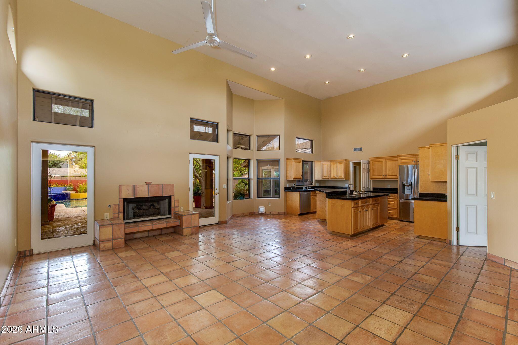 1569 W El Caminito Drive