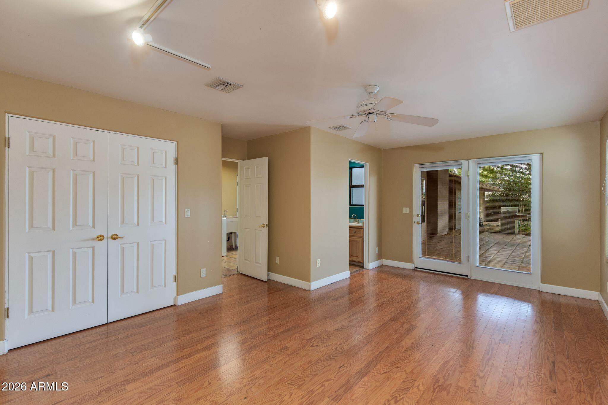 1569 W El Caminito Drive