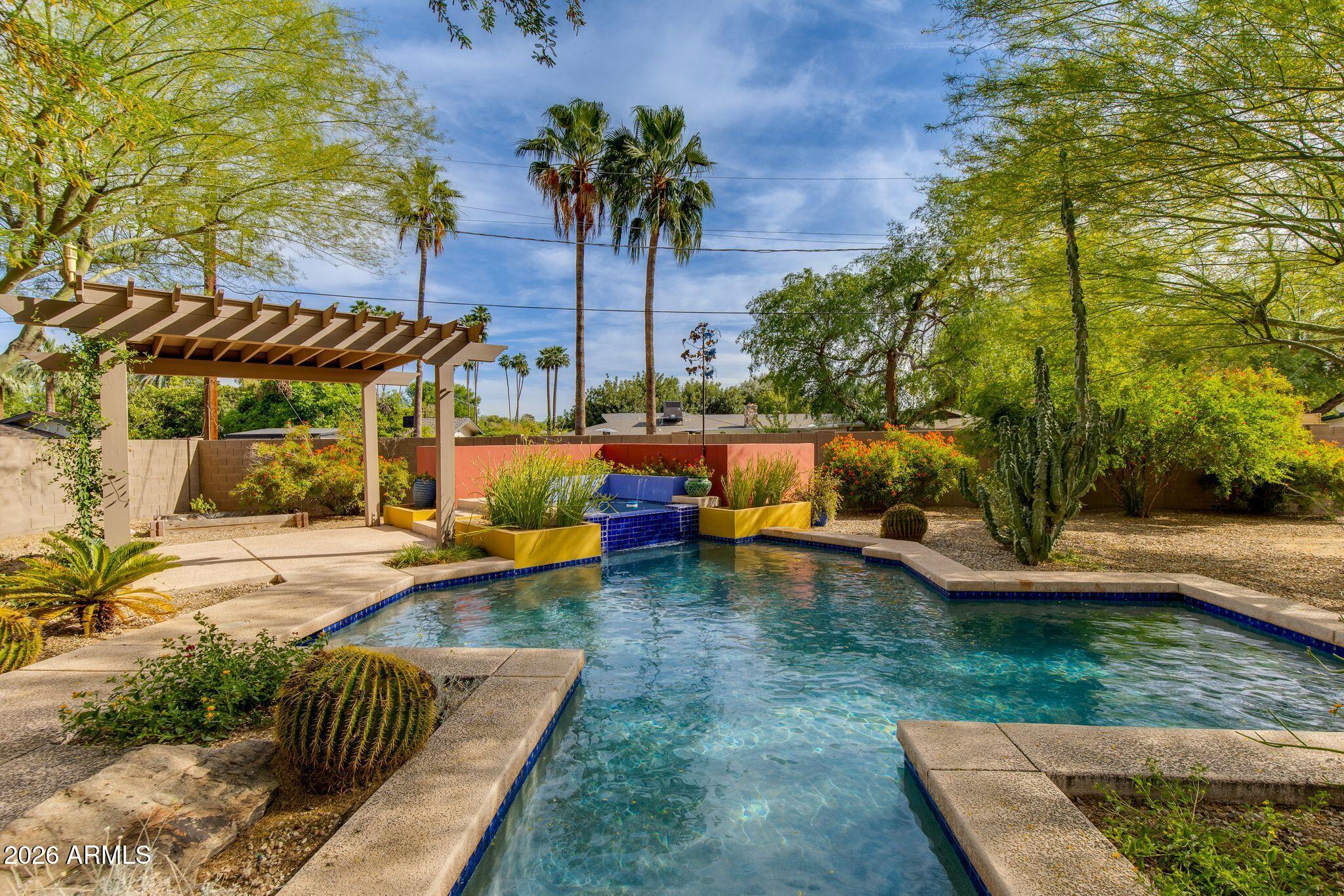 1569 W El Caminito Drive