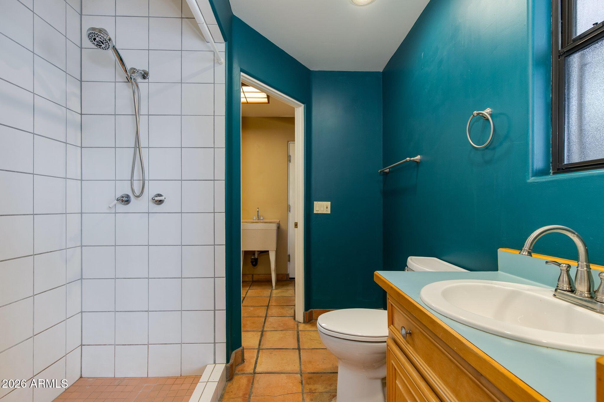 1569 W El Caminito Drive