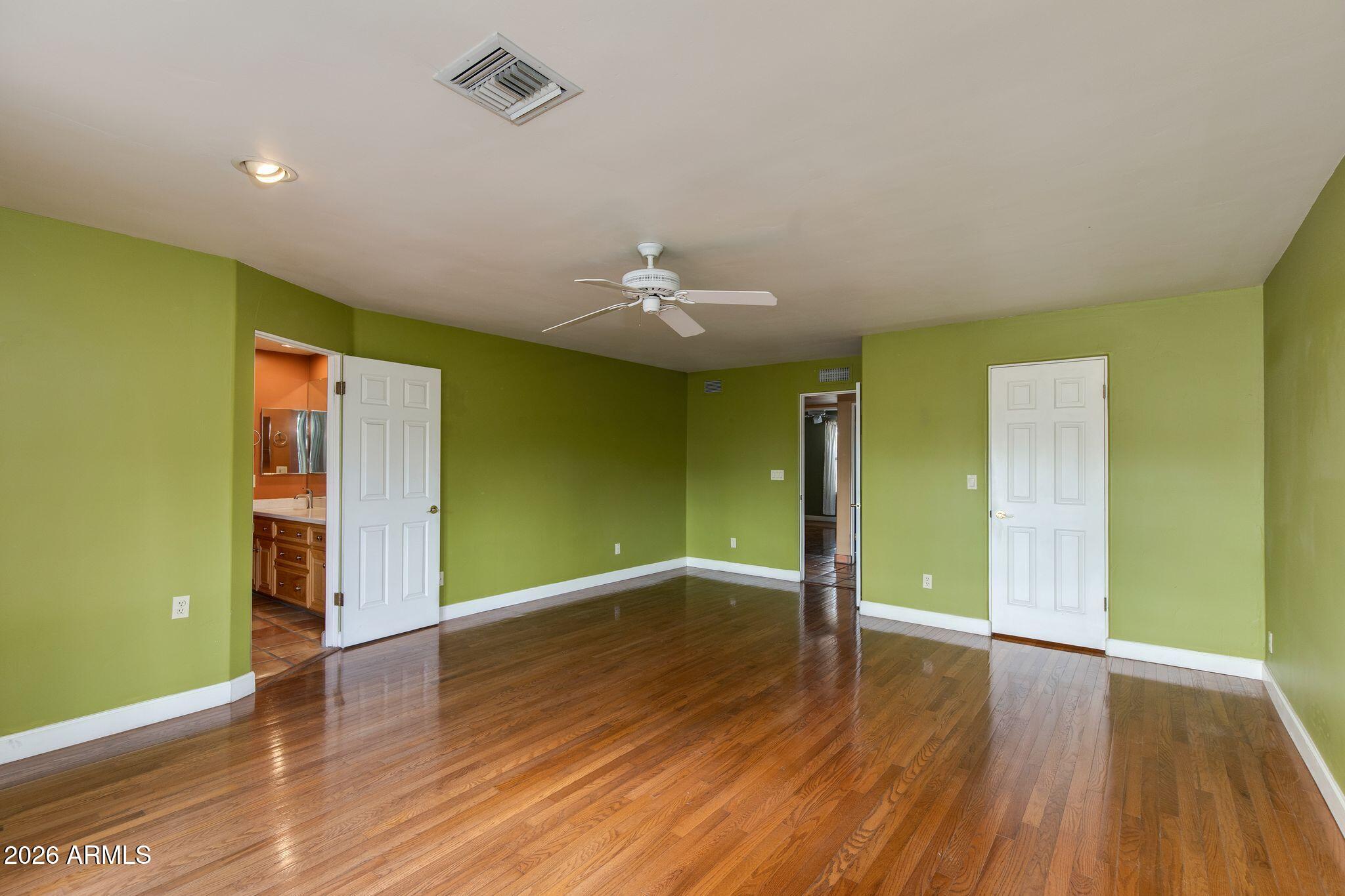 1569 W El Caminito Drive