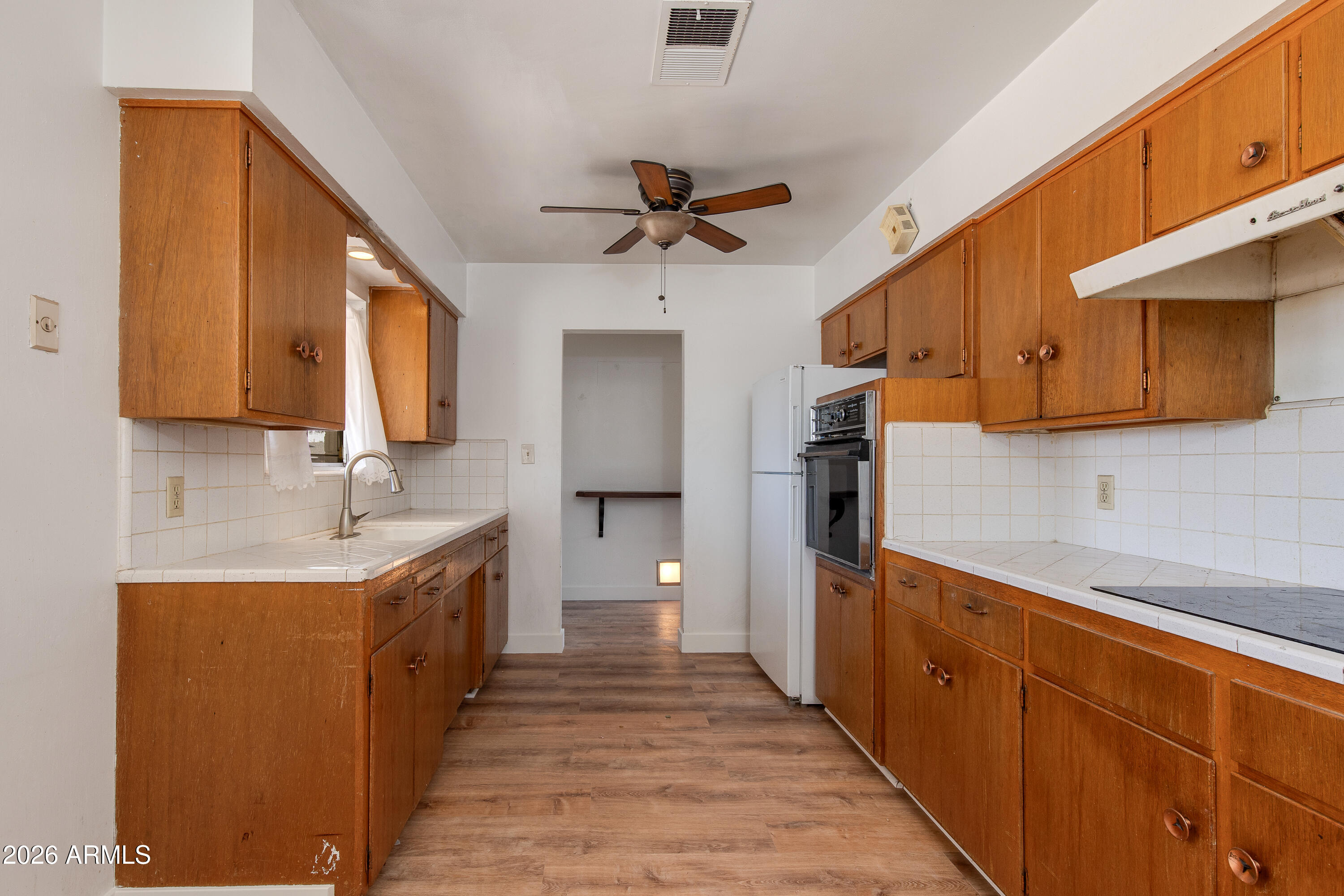 1524 W OCOTILLO Road