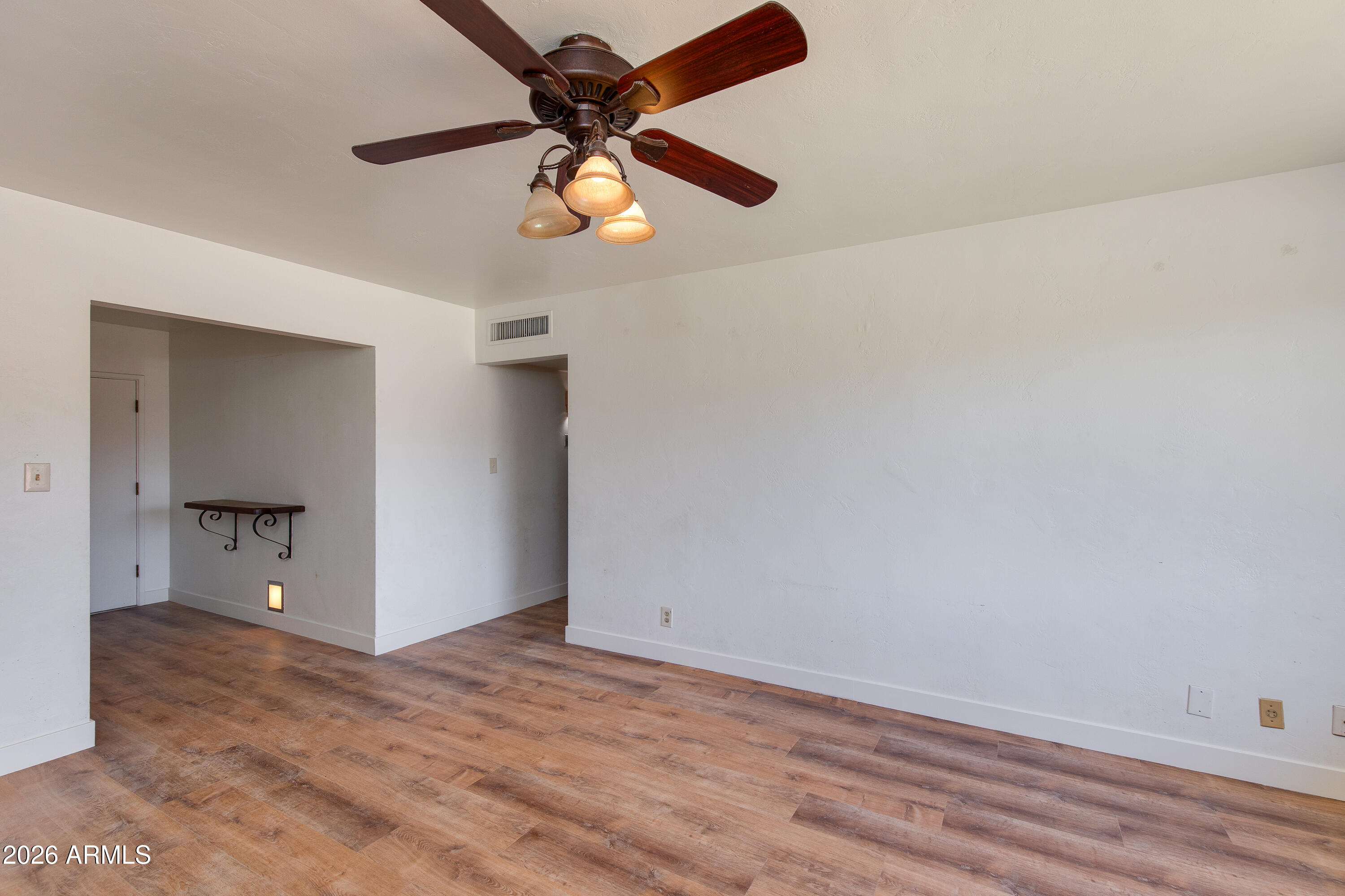 1524 W OCOTILLO Road