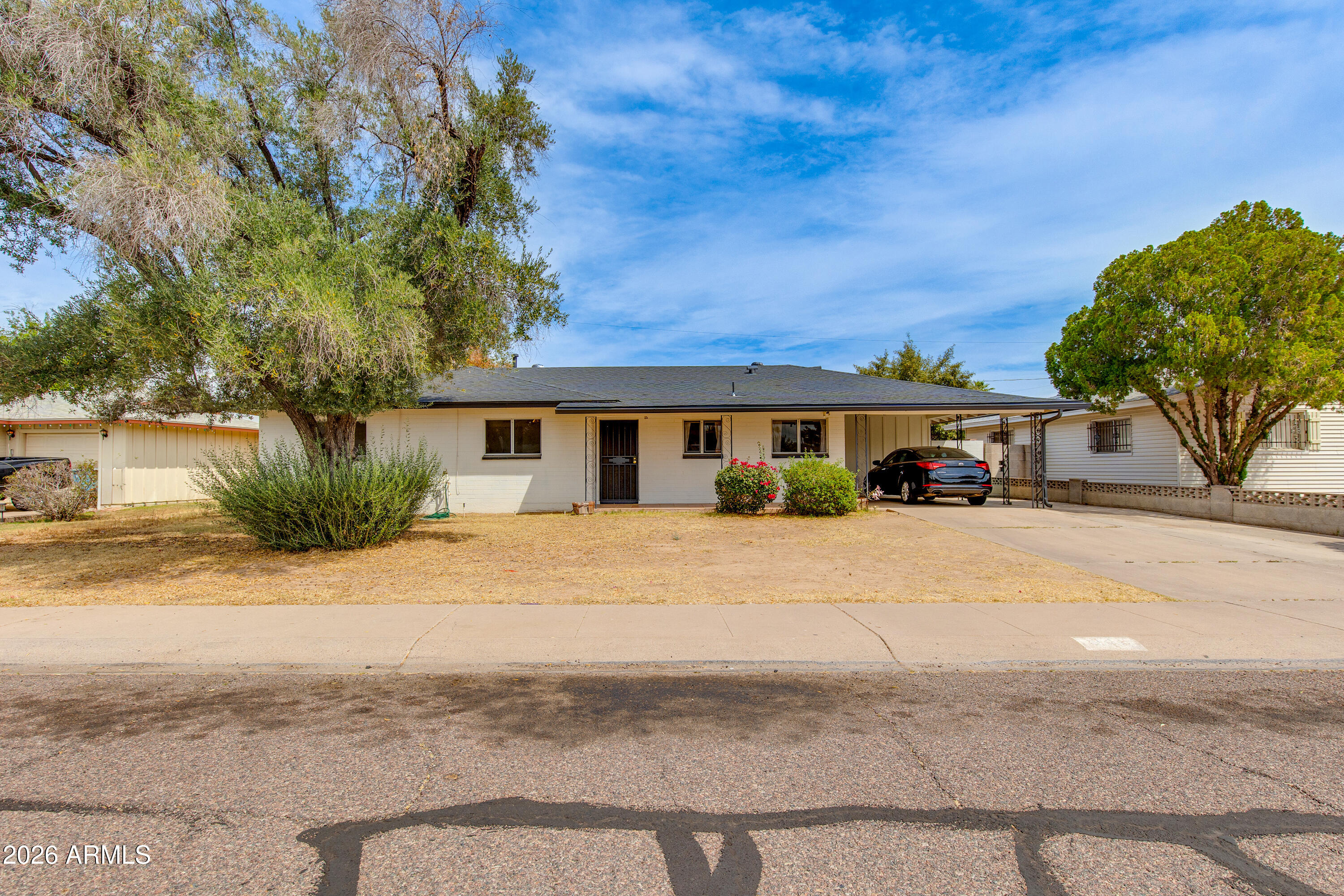 1524 W OCOTILLO Road
