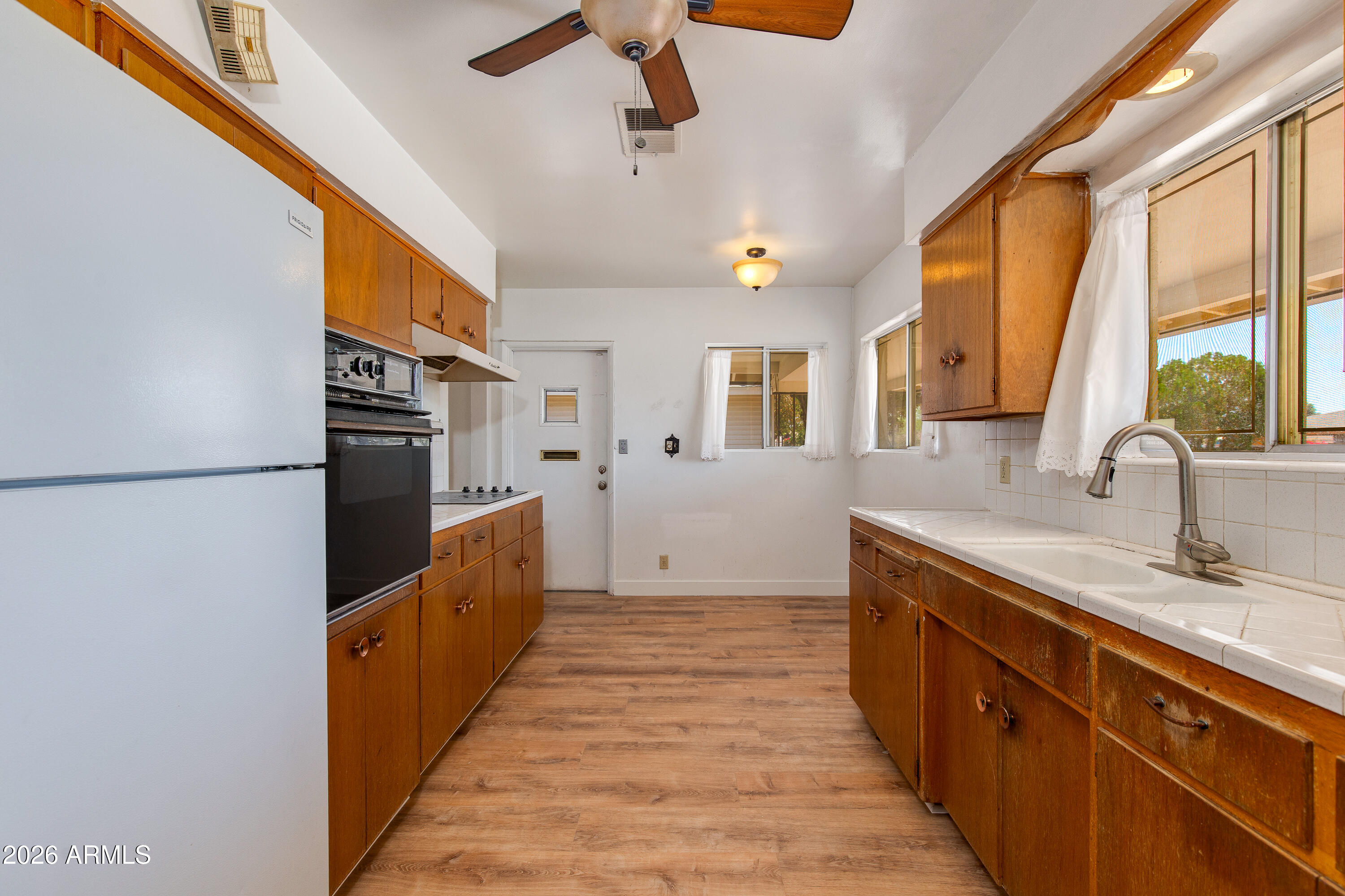 1524 W OCOTILLO Road