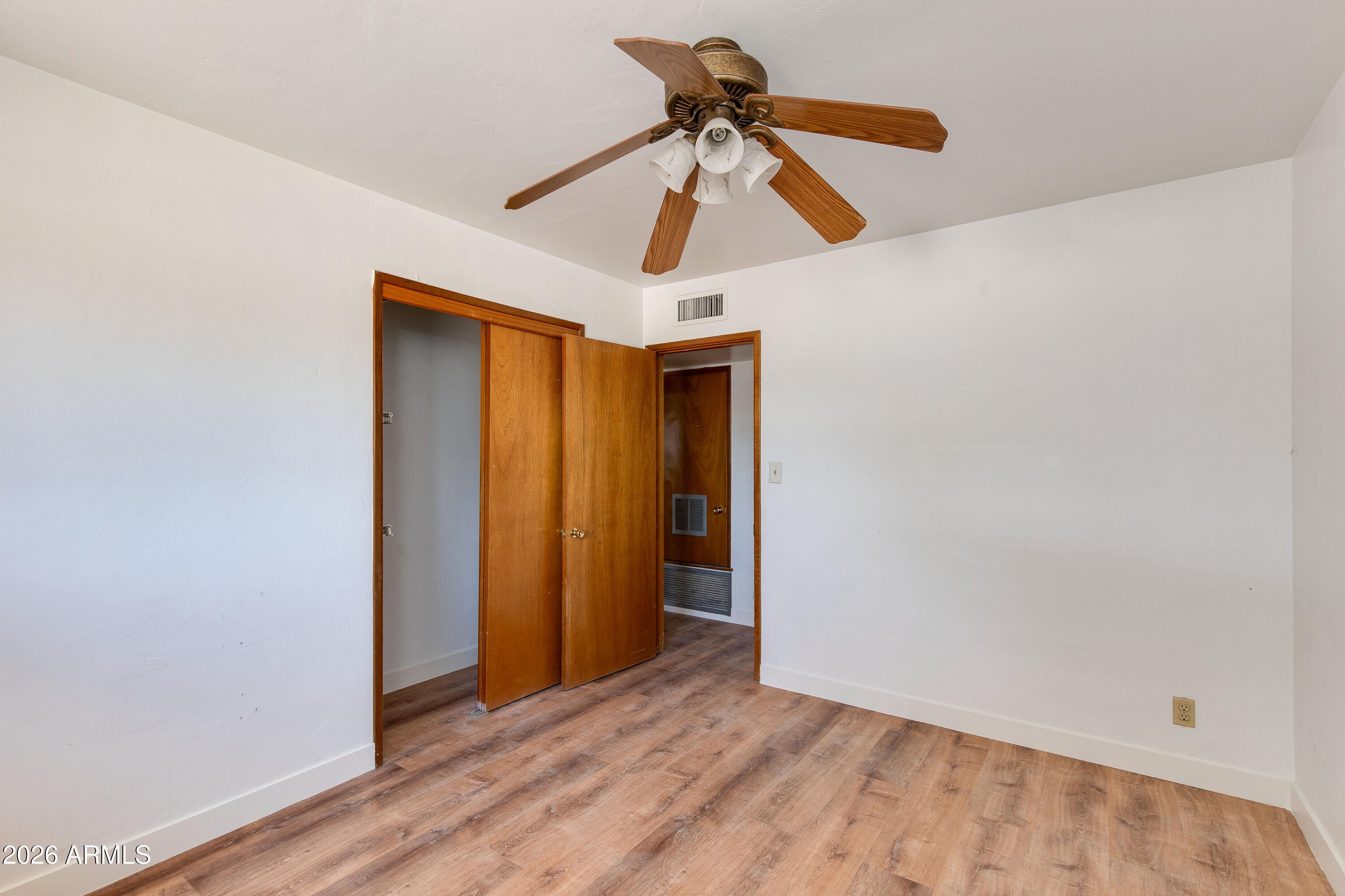 1524 W OCOTILLO Road